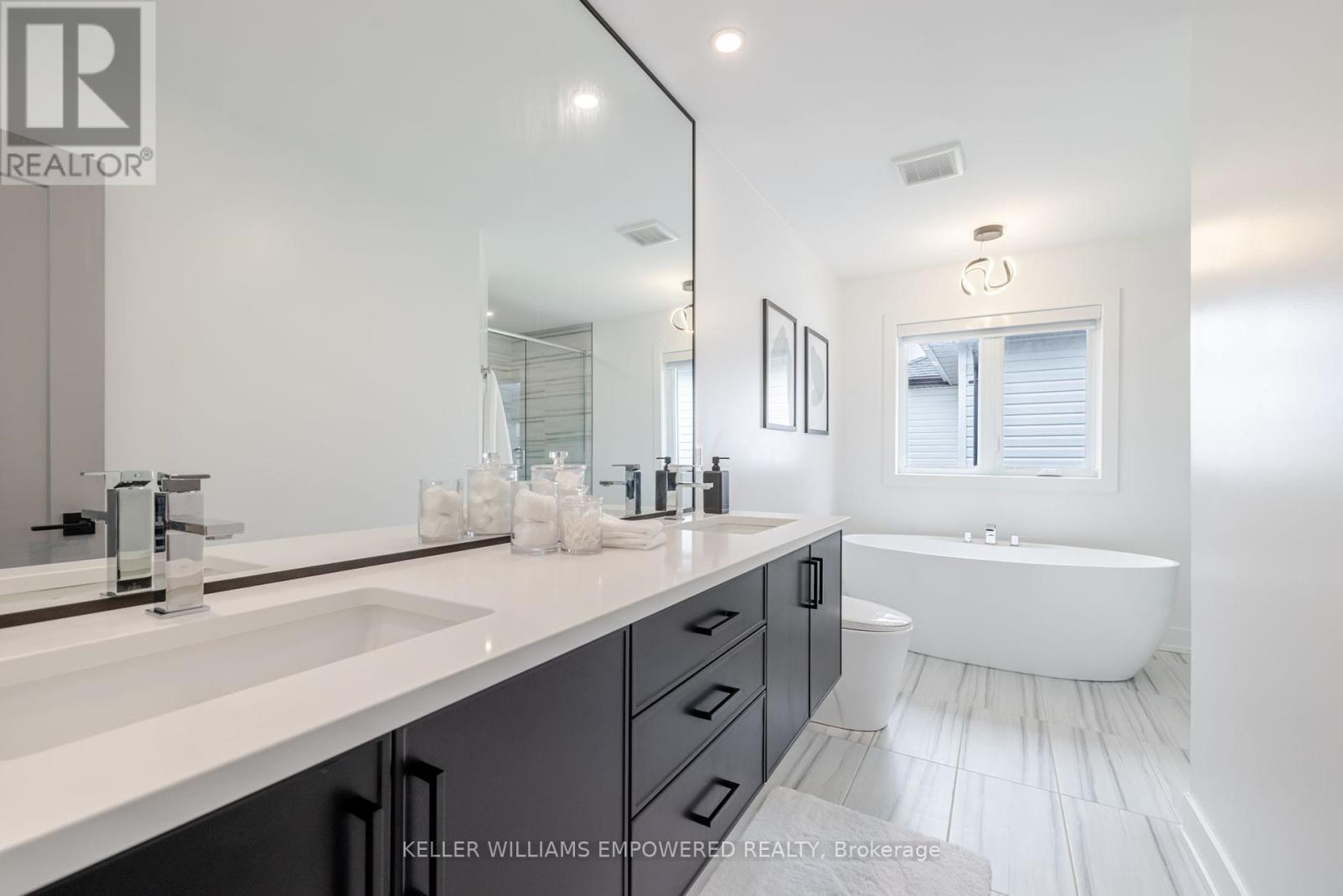 1611 Upper West Avenue, London South (South B), Ontario  N6K 0M2 - Photo 16 - X12109328