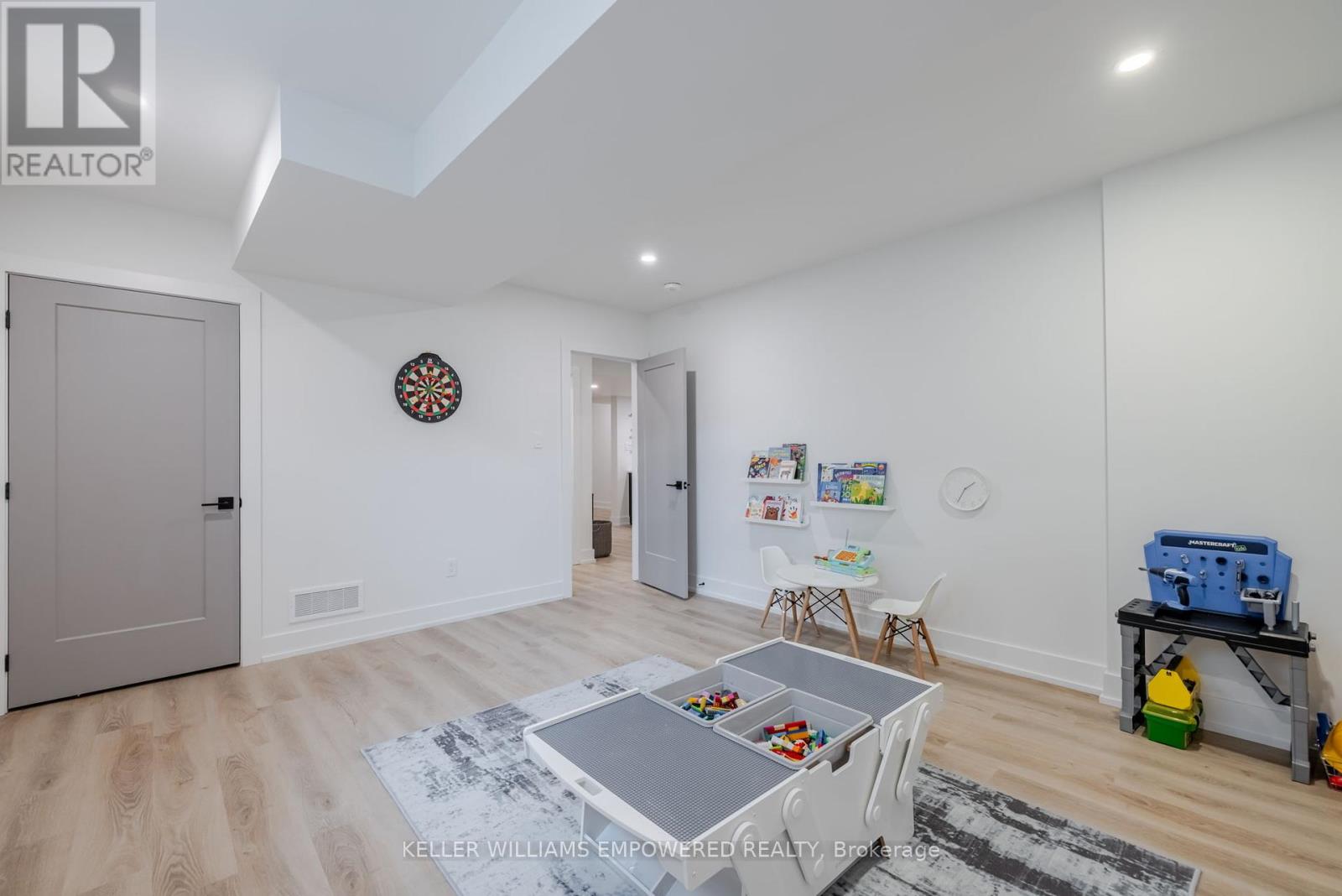 1611 Upper West Avenue, London South (South B), Ontario  N6K 0M2 - Photo 30 - X12109328