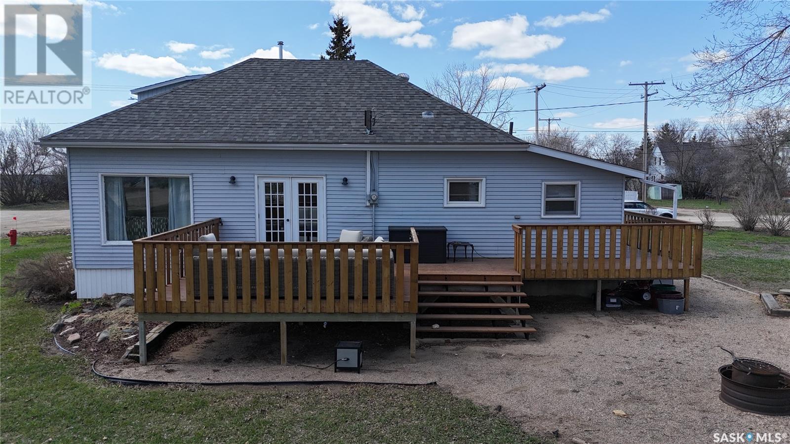 303 Stanley Street, Elbow, Saskatchewan  S0H 1J0 - Photo 5 - SK003983