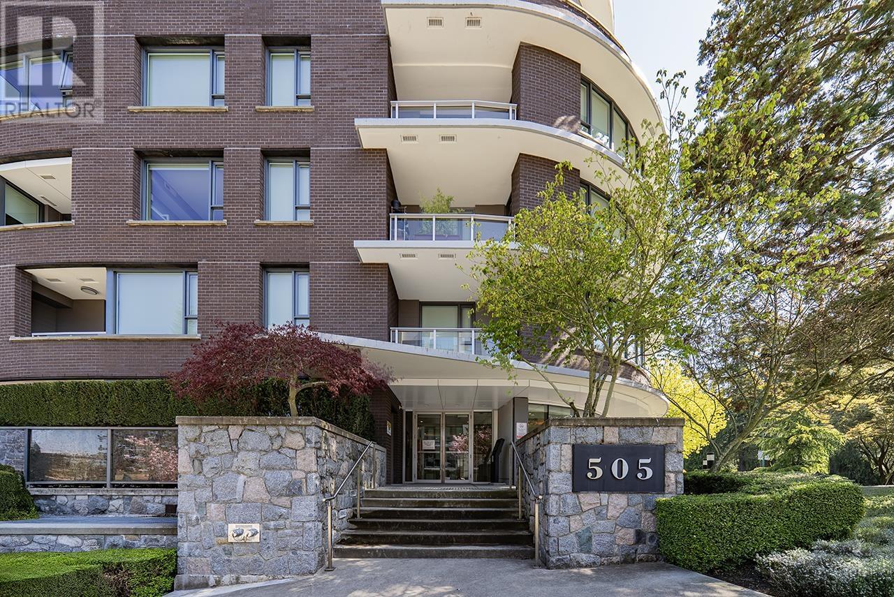 Property at 305 505 W 30TH AVENUE image 3