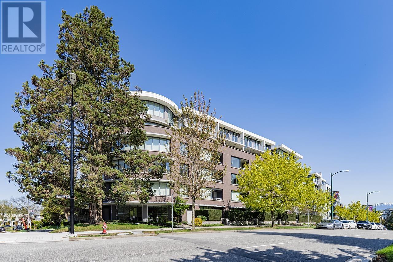Property at 305 505 W 30TH AVENUE image 1