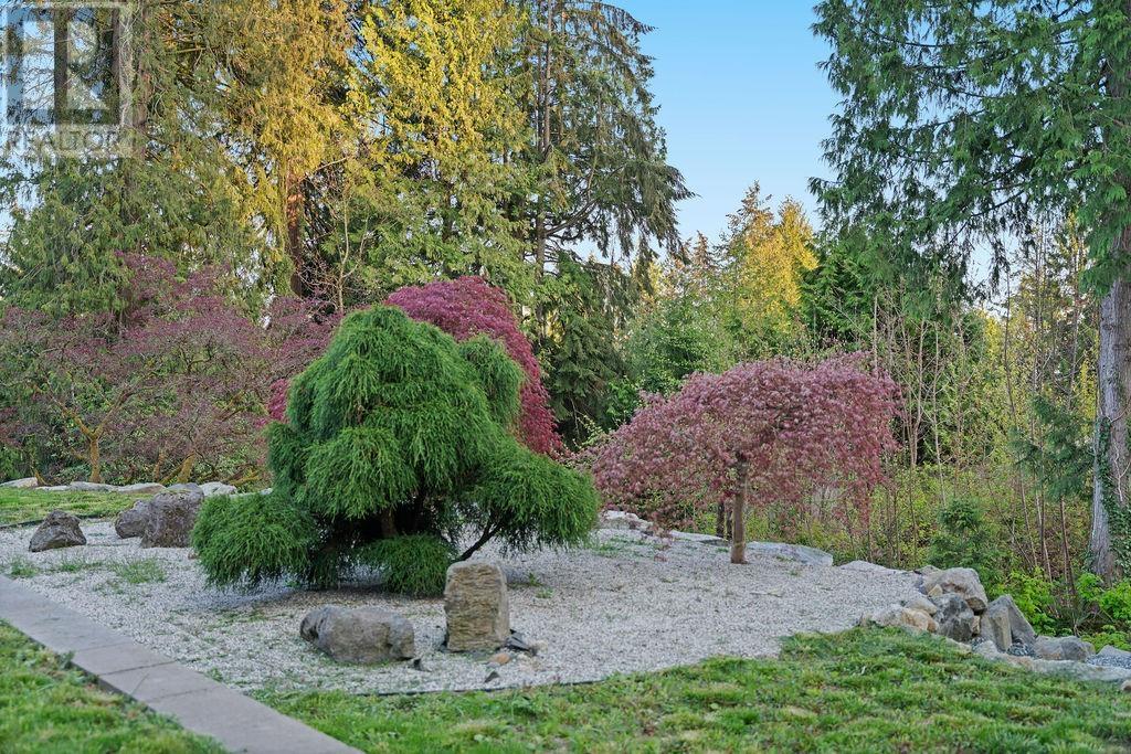 565 Robin Hood Road, West Vancouver, British Columbia  V7S 1T4 - Photo 38 - R2994900