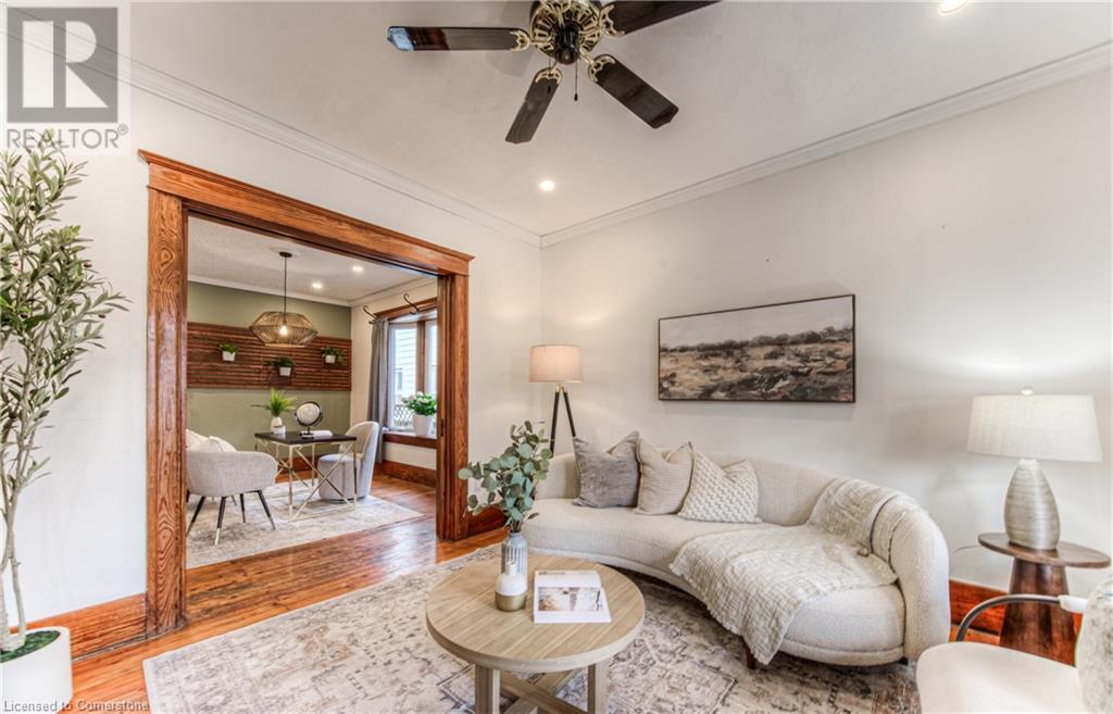 Property at 60 FRANCIS Street N image 4