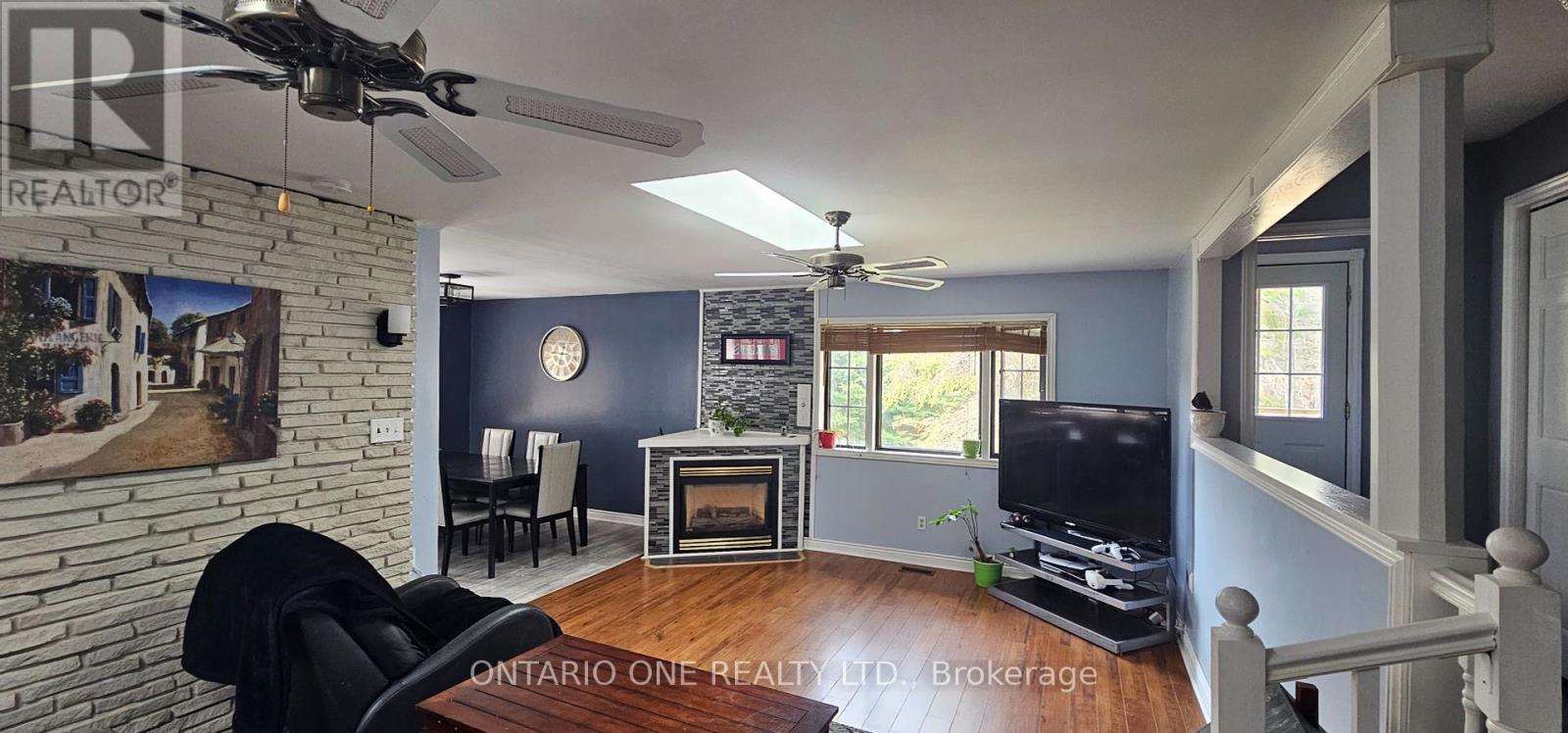 Property at 1045 COWBELL LANE image 4