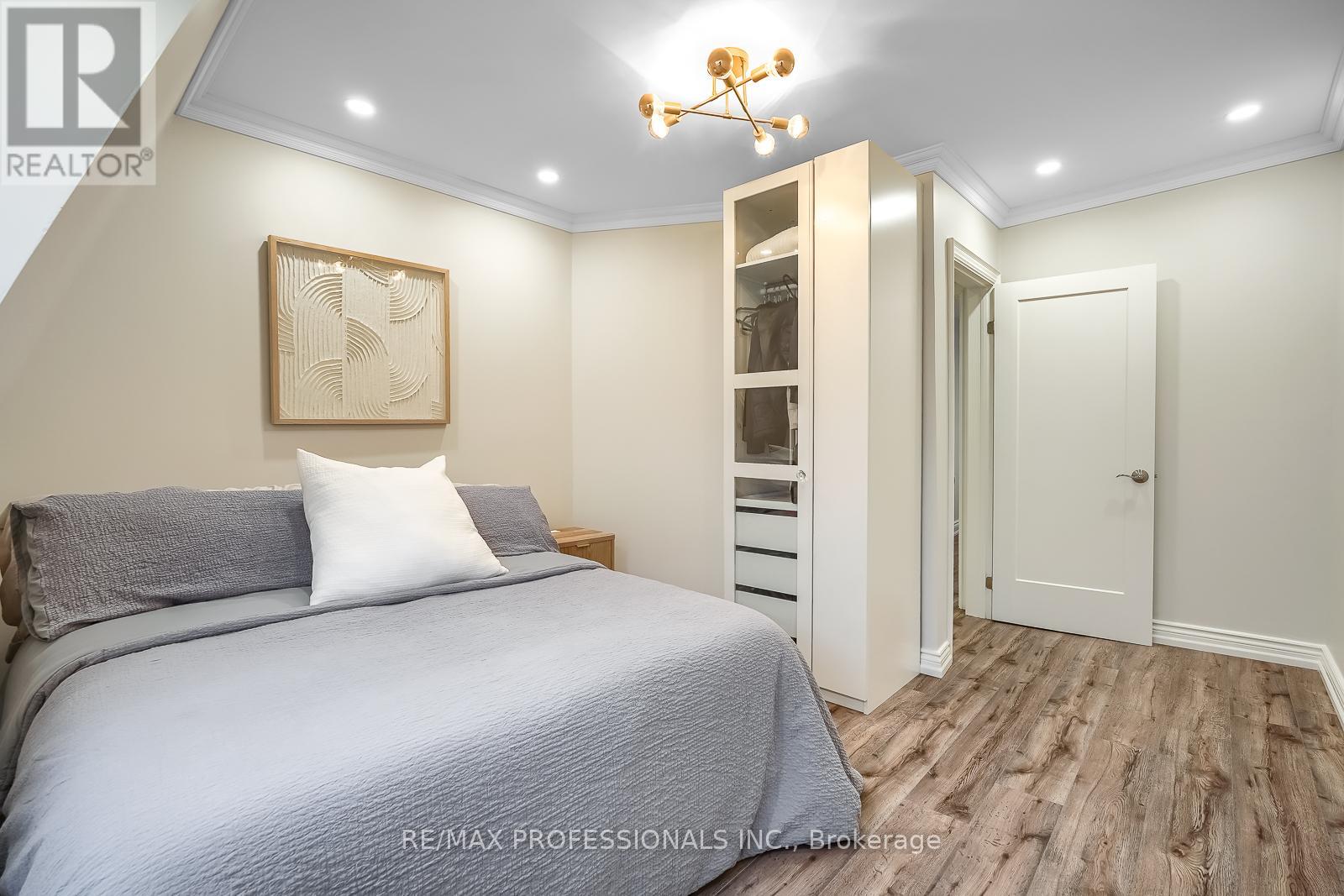 623 Dupont Street, Toronto, Ontario  M6G 1Z3 - Photo 24 - C12109353