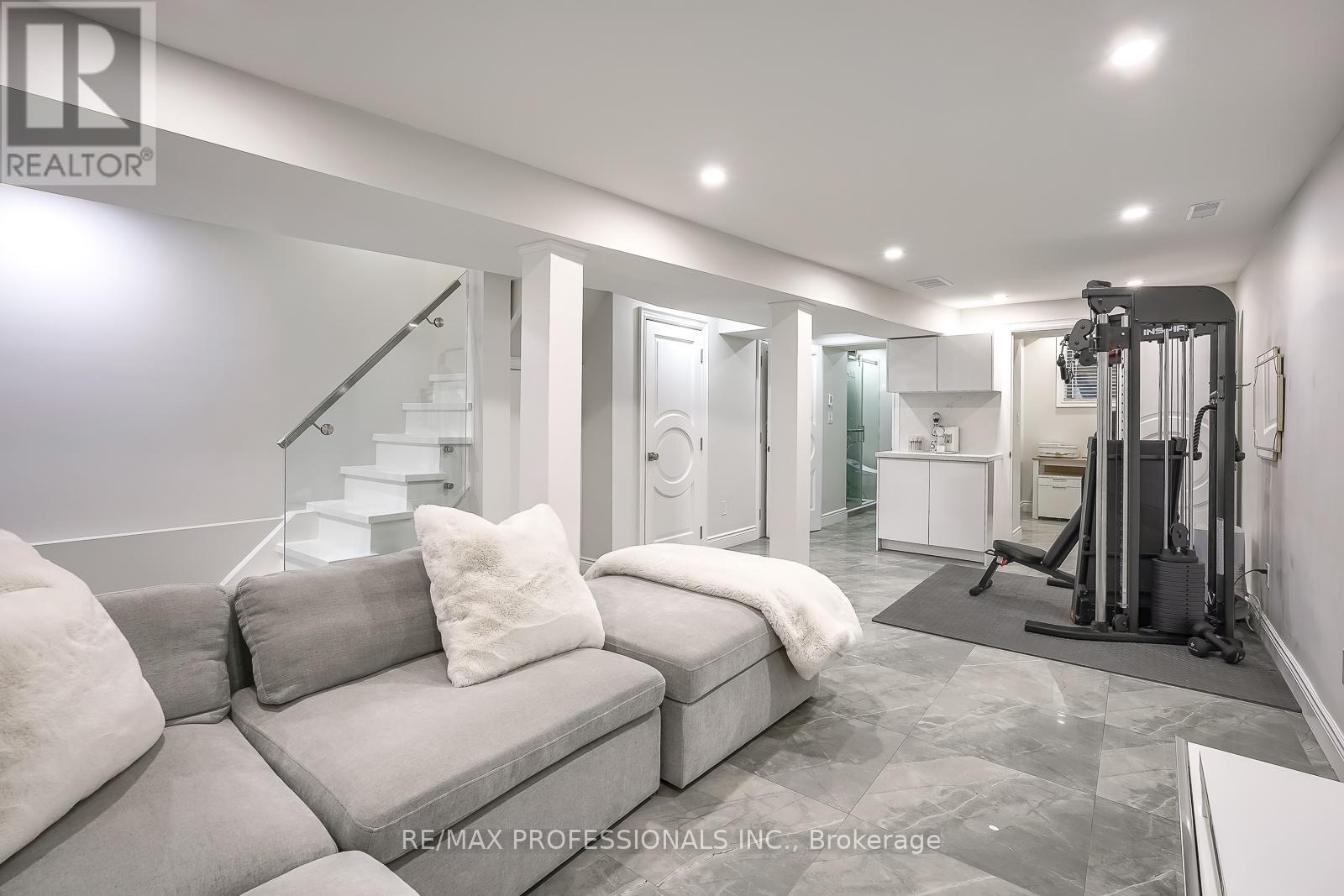 623 Dupont Street, Toronto, Ontario  M6G 1Z3 - Photo 32 - C12109353