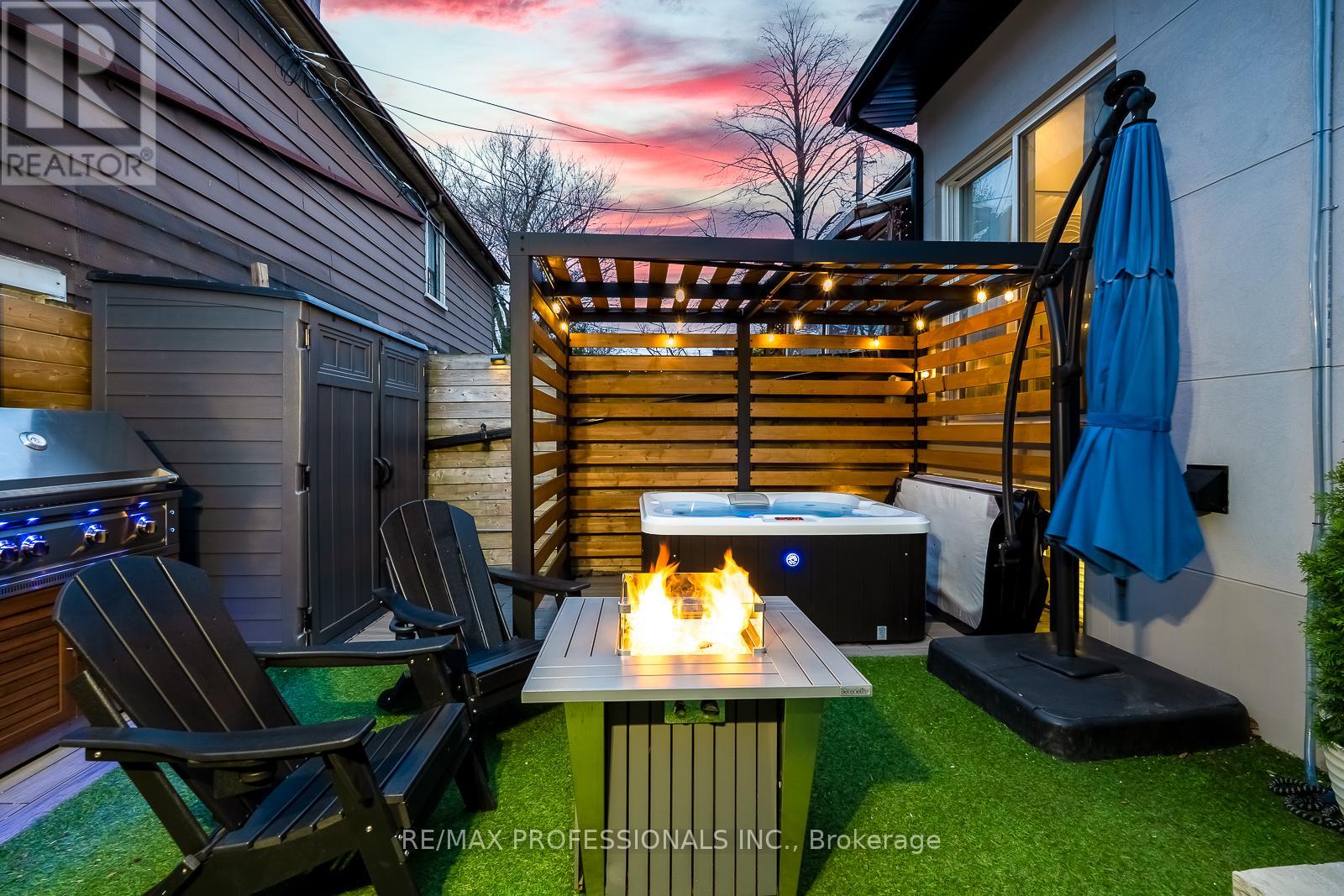 623 Dupont Street, Toronto, Ontario  M6G 1Z3 - Photo 44 - C12109353