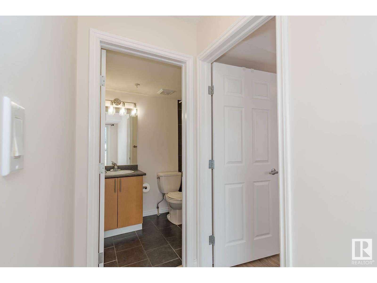 #416 10118 106 Av Nw, Edmonton, Alberta  T5H 0B8 - Photo 14 - E4433242