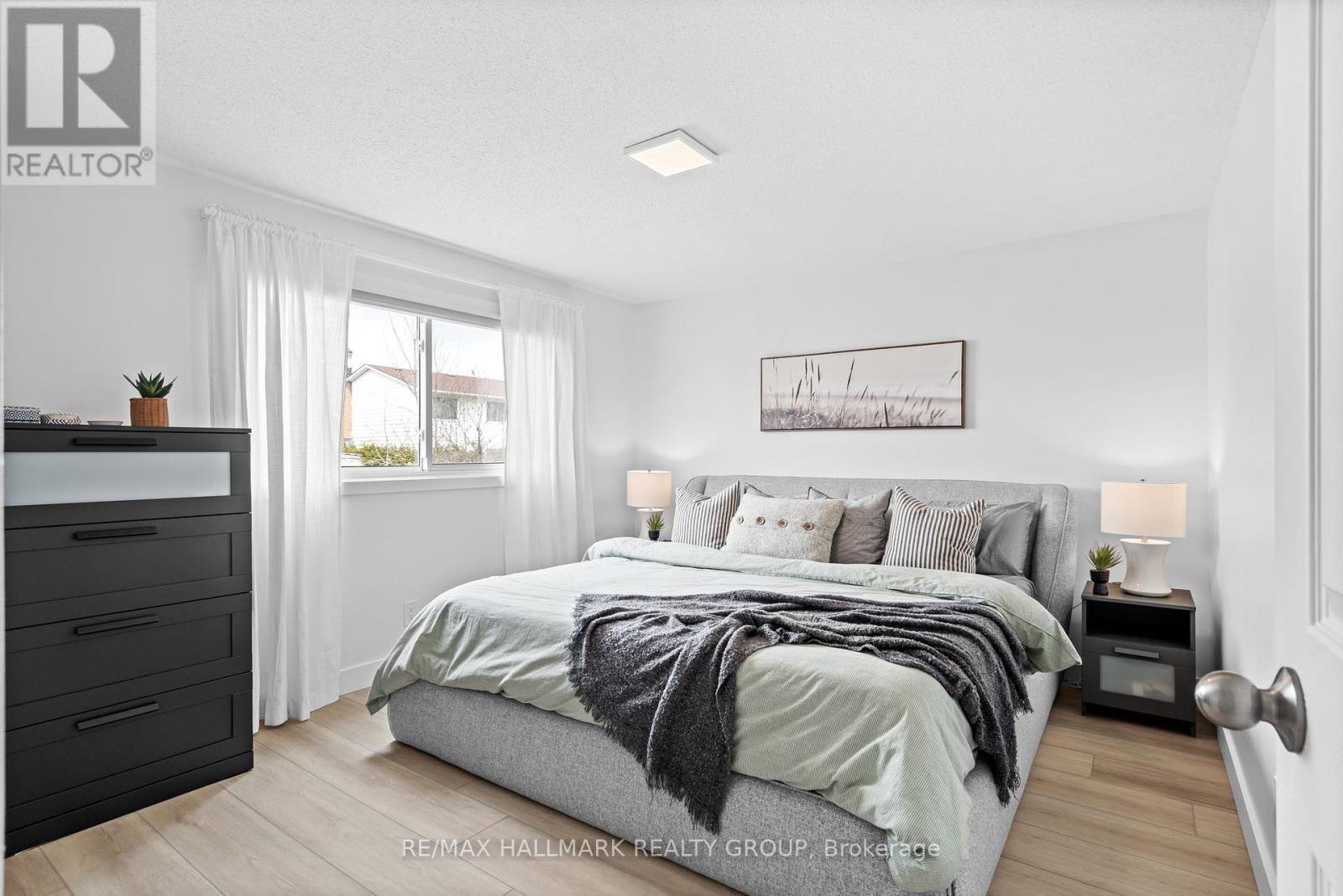 85 Village Green, Ottawa, Ontario  K2L 1J8 - Photo 21 - X12109391