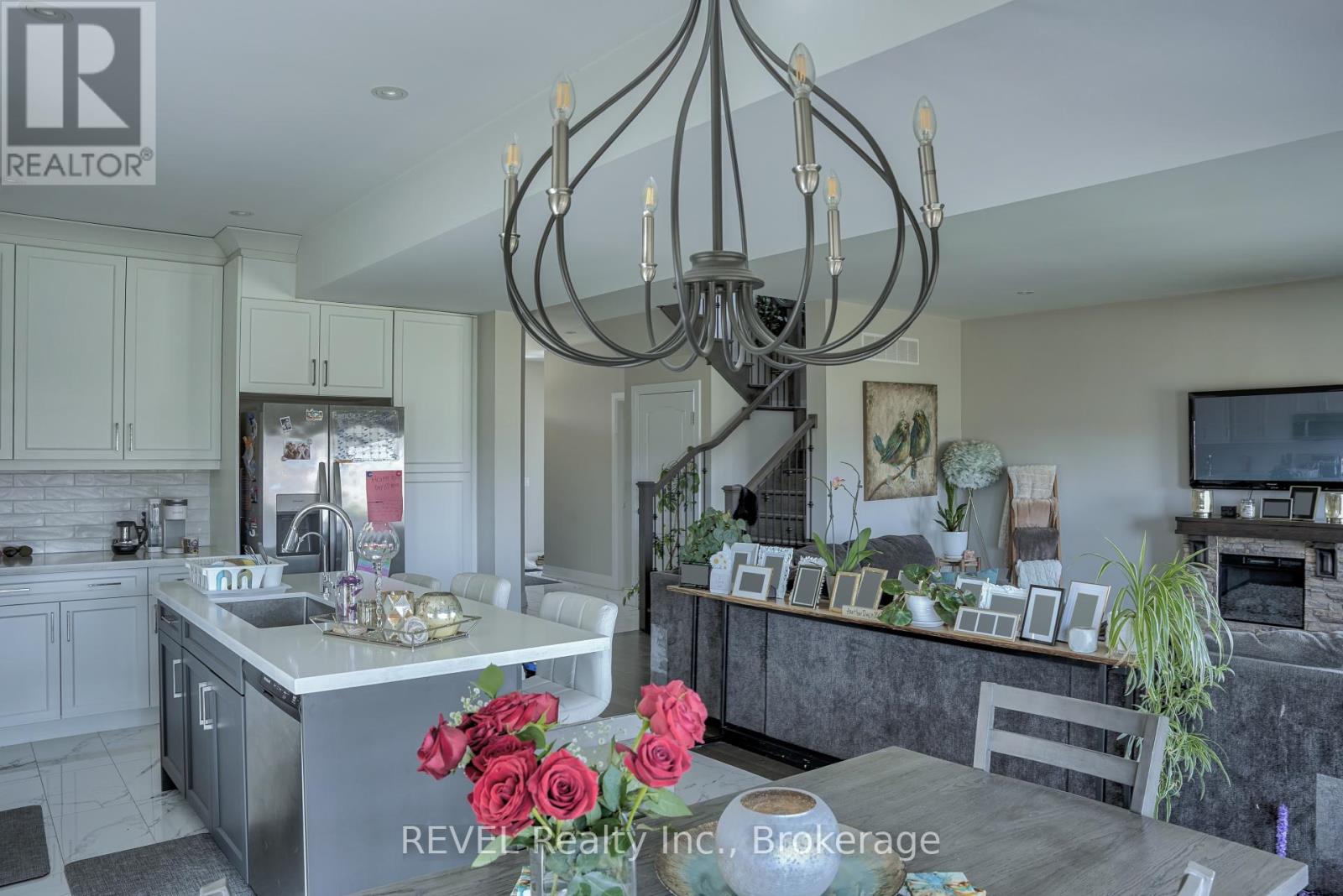 29 Elvira Way, Thorold, Ontario  L2V 0M7 - Photo 19 - X12109355