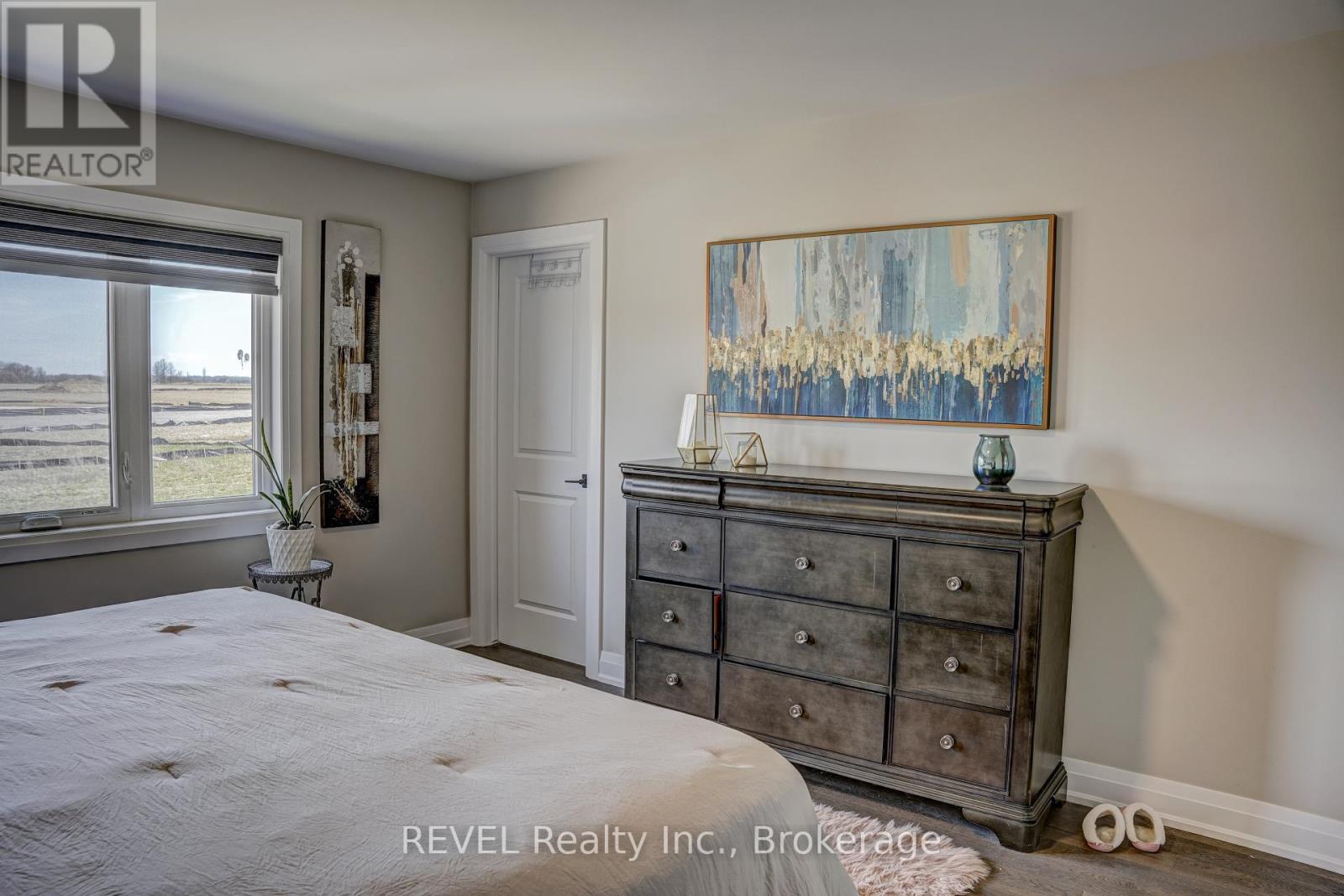 29 Elvira Way, Thorold, Ontario  L2V 0M7 - Photo 32 - X12109355