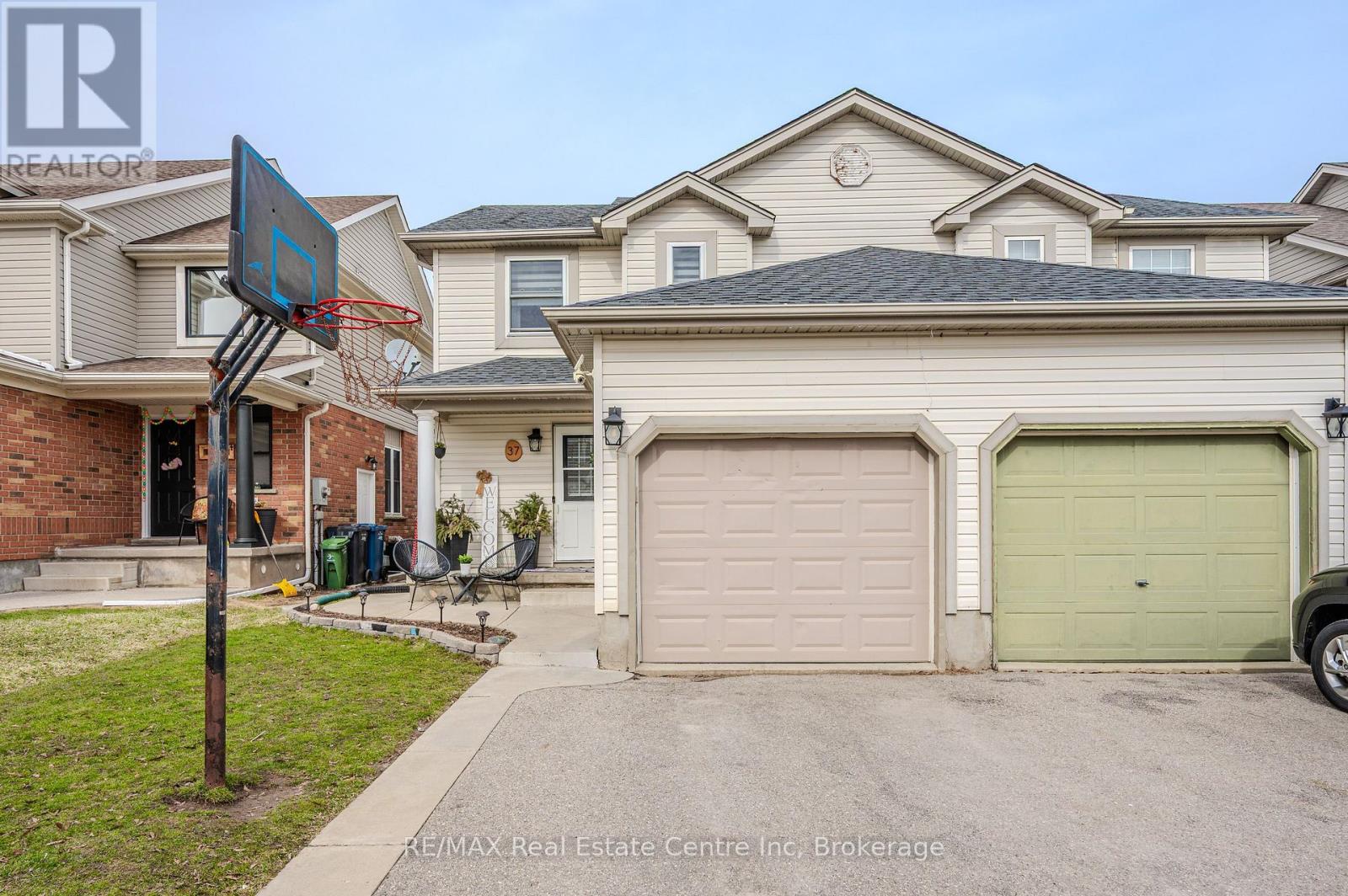 Property at 37 SWIFT CRESCENT image 1