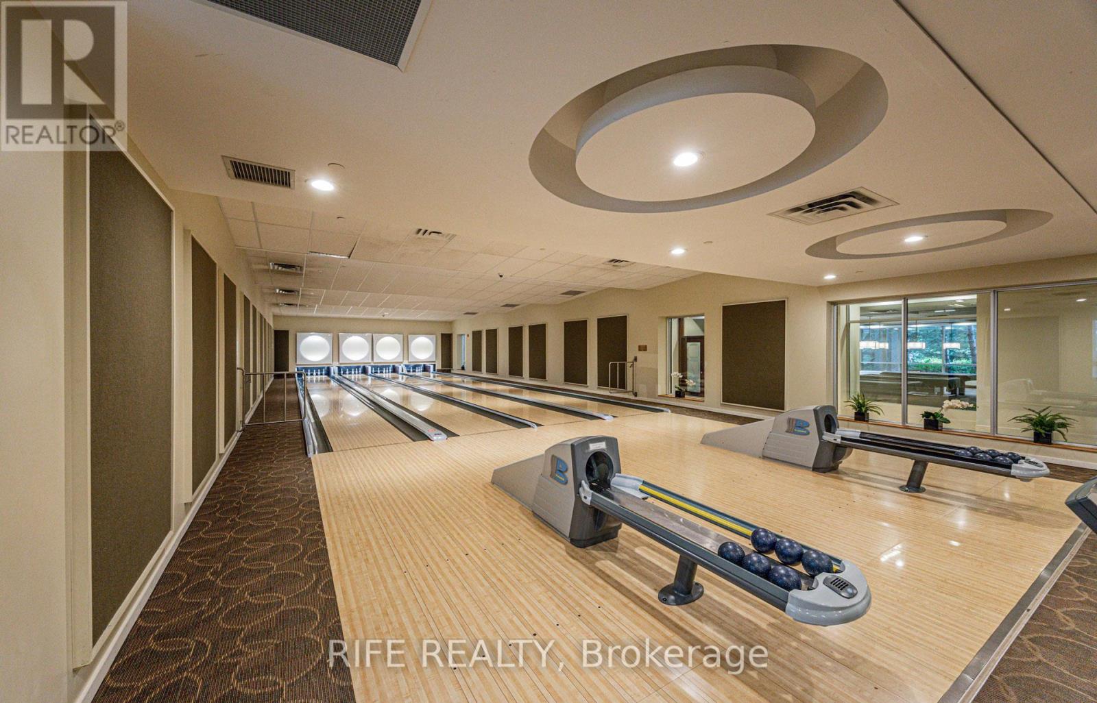 Gph10 - 3880 Duke Of York Boulevard, Mississauga, Ontario  L5B 4M7 - Photo 32 - W12109367