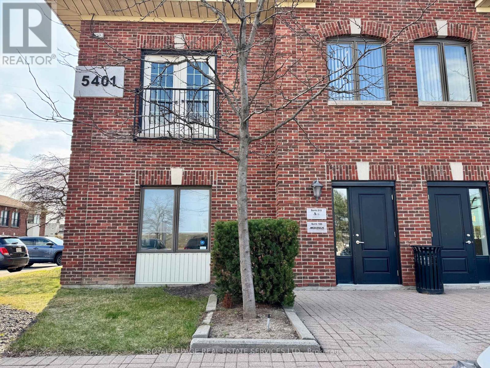 105 - 5401 EGLINTON AVENUE W, Toronto, Ontario