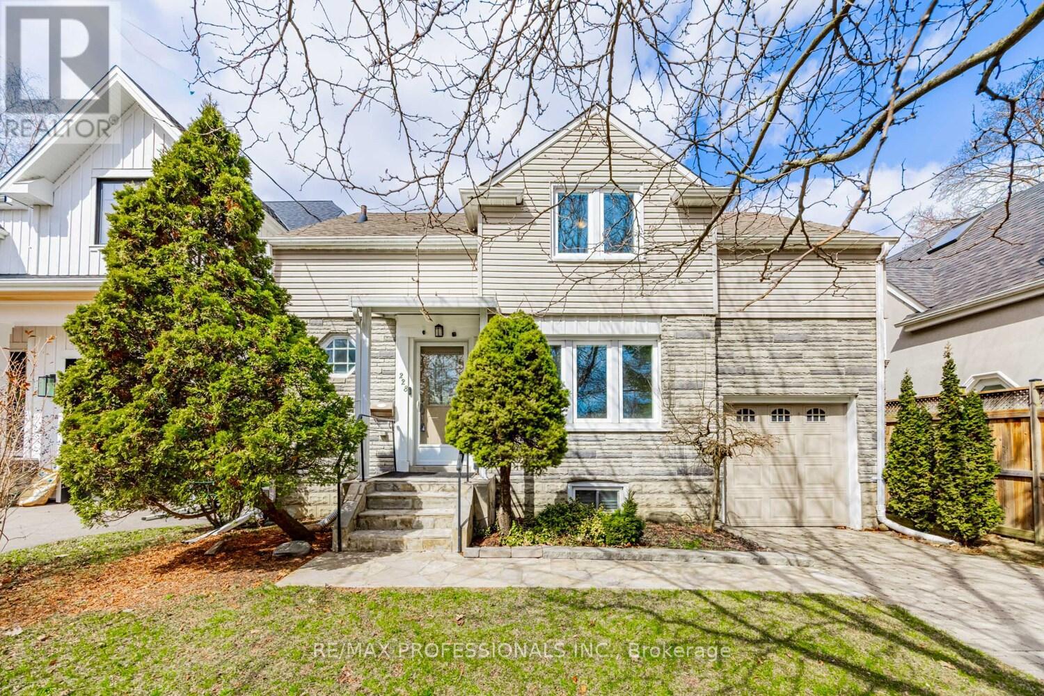 Property at 228 THE KINGSWAY image 1