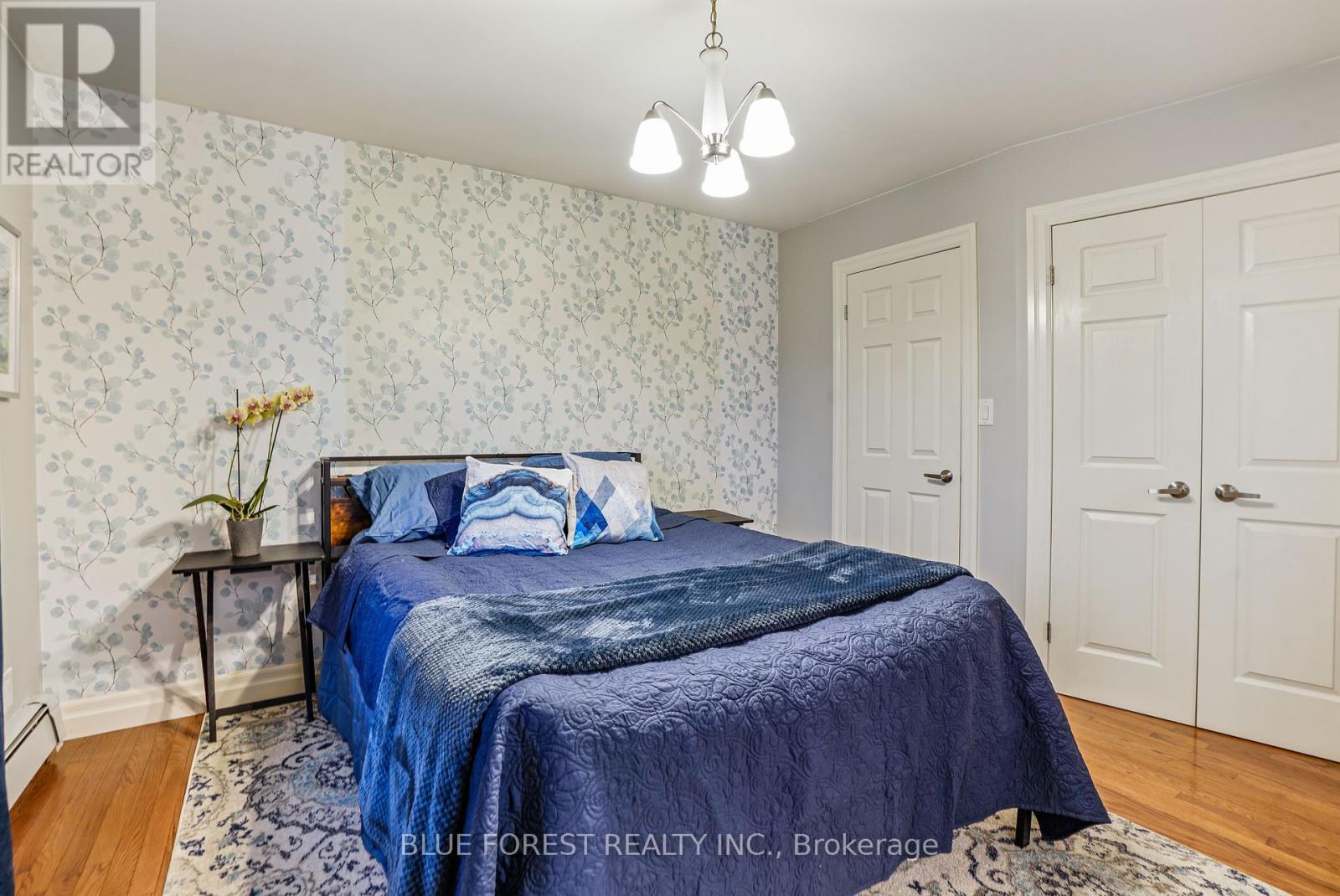 24898 Pioneer Line, West Elgin, Ontario  N0L 2P0 - Photo 15 - X12109400