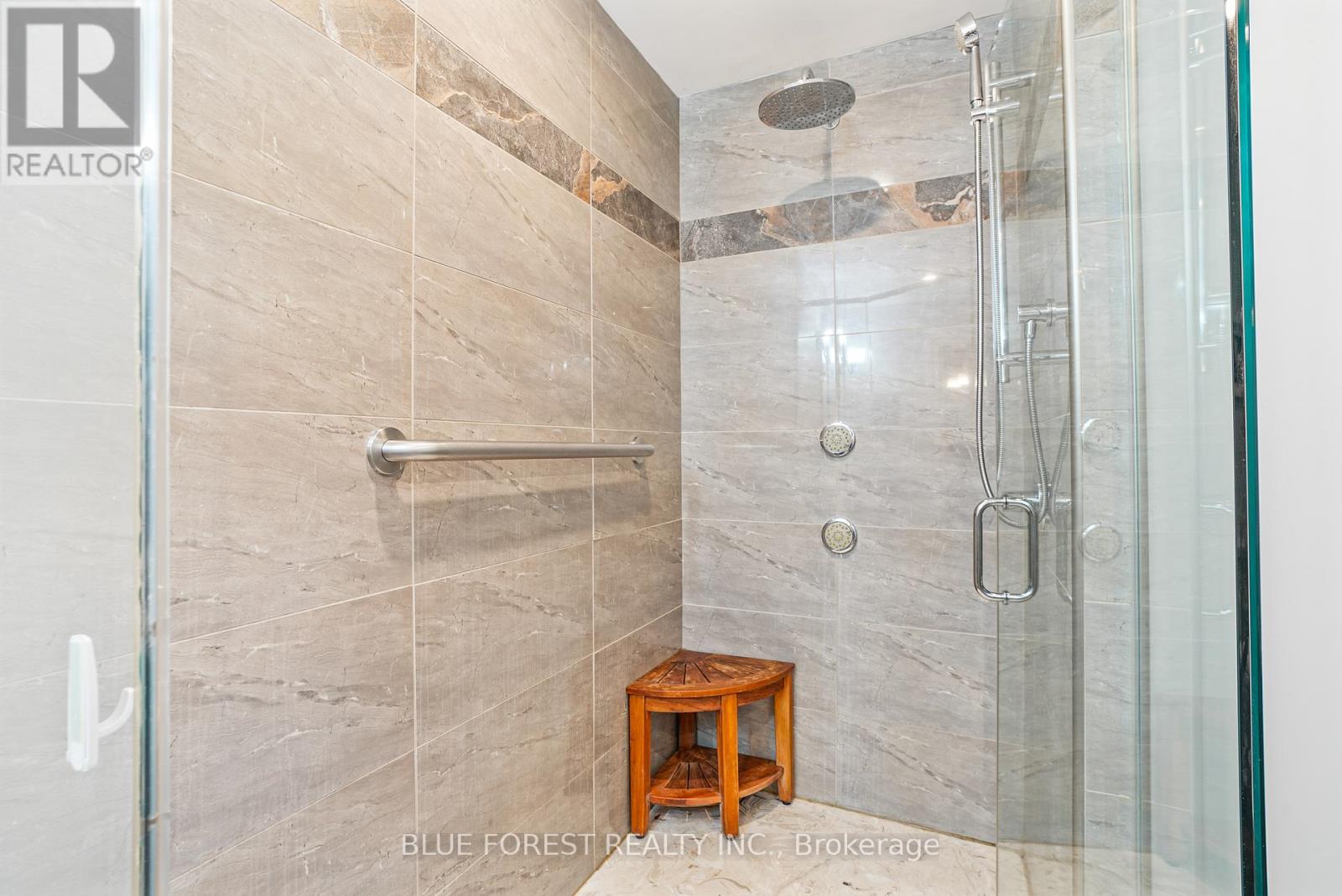24898 Pioneer Line, West Elgin, Ontario  N0L 2P0 - Photo 19 - X12109400