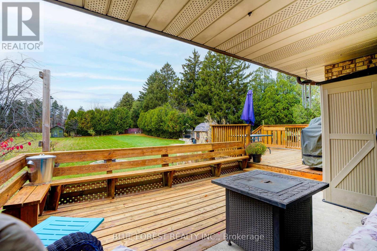 24898 Pioneer Line, West Elgin, Ontario  N0L 2P0 - Photo 36 - X12109400