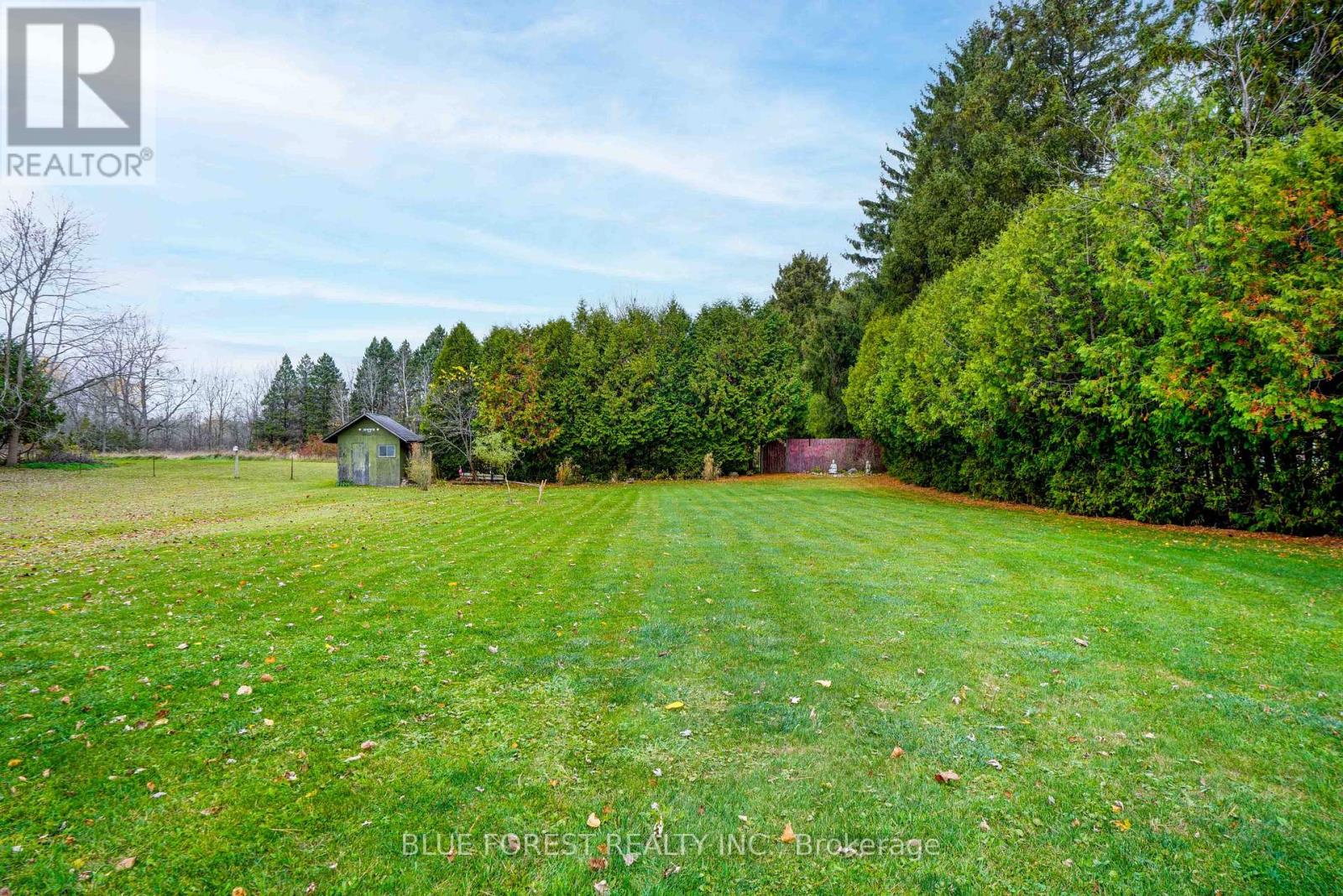 24898 Pioneer Line, West Elgin, Ontario  N0L 2P0 - Photo 40 - X12109400