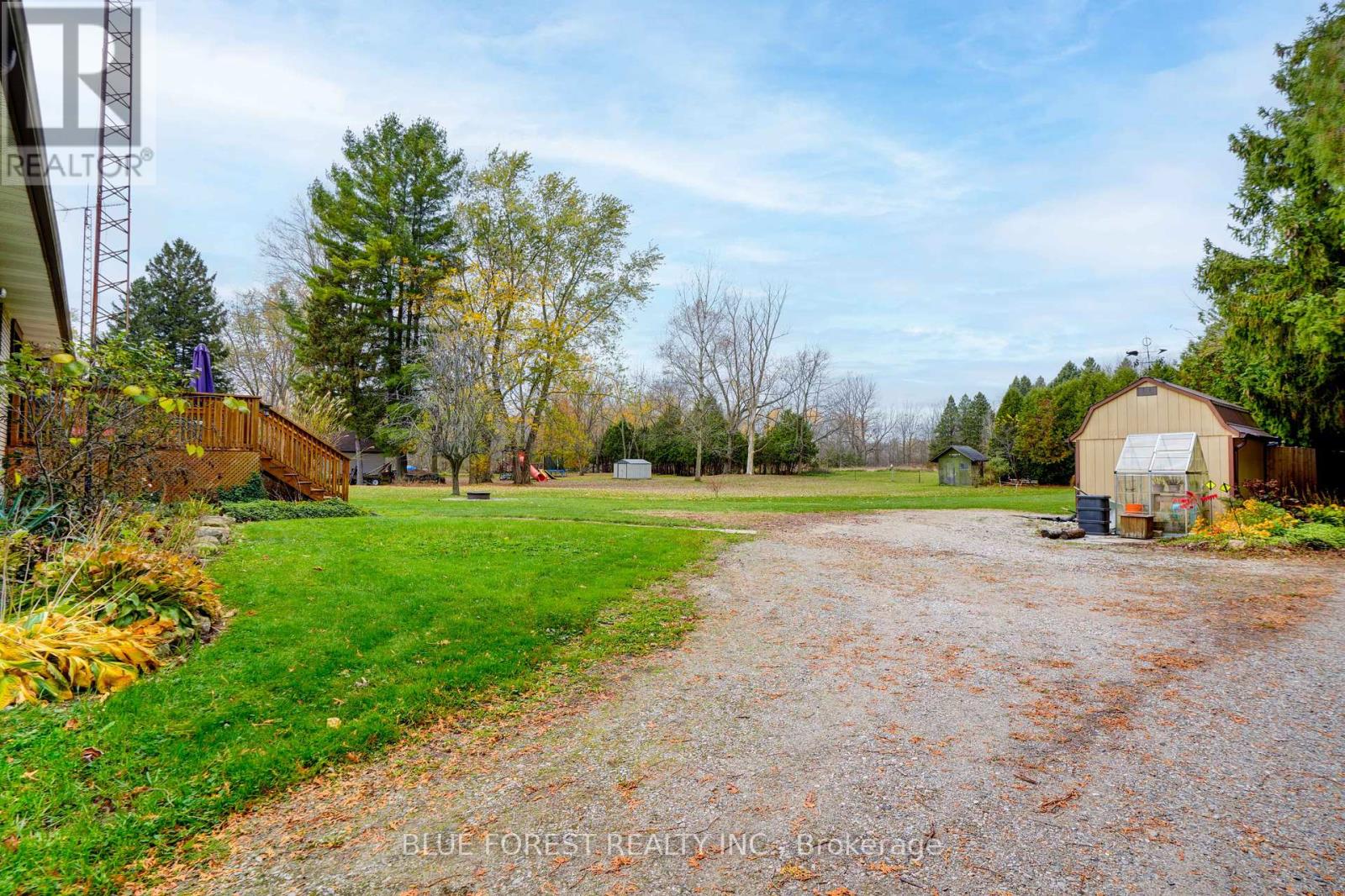 24898 Pioneer Line, West Elgin, Ontario  N0L 2P0 - Photo 42 - X12109400