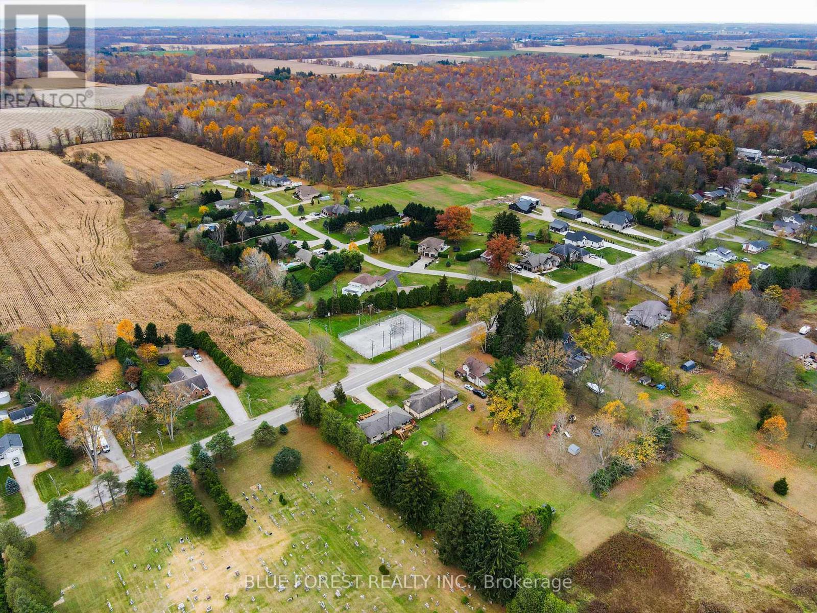 24898 Pioneer Line, West Elgin, Ontario  N0L 2P0 - Photo 47 - X12109400