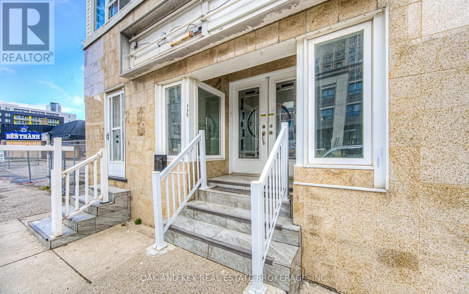 Property at 496 KING STREET E image 4