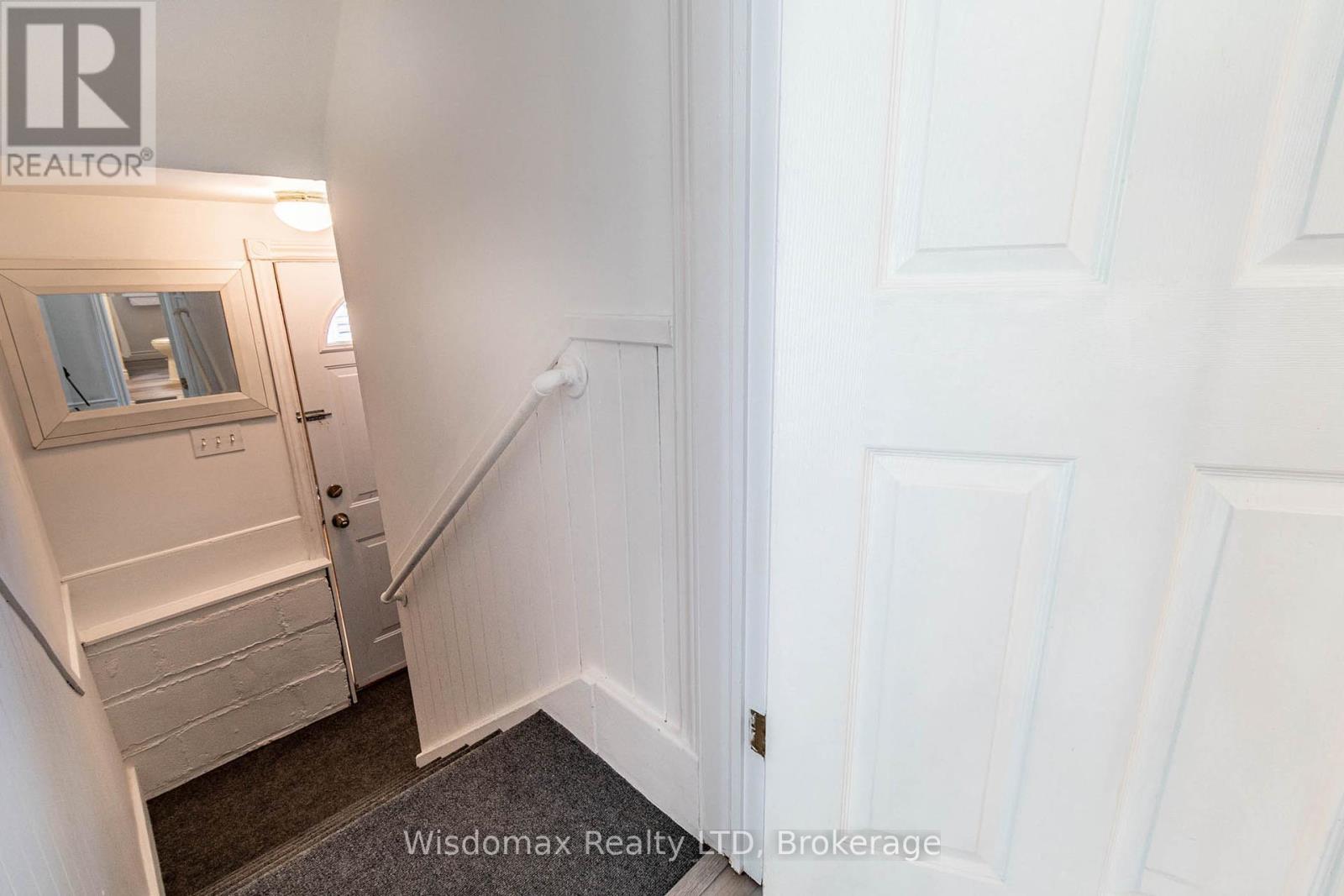 5790 Robinson Street, Niagara Falls, Ontario  L2G 2B2 - Photo 28 - X12109407
