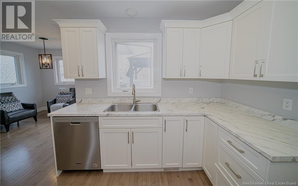 Property at 37 Mockler Street image 3