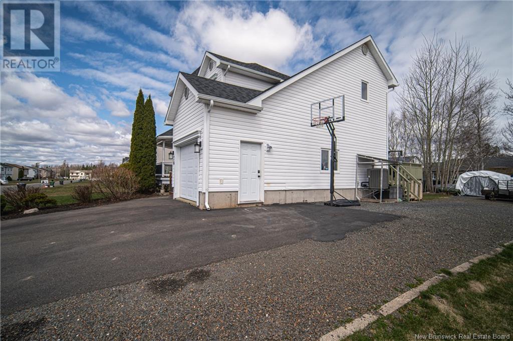 37 Mockler Street, Oromocto, New Brunswick  E2V 4S2 - Photo 32 - NB117261