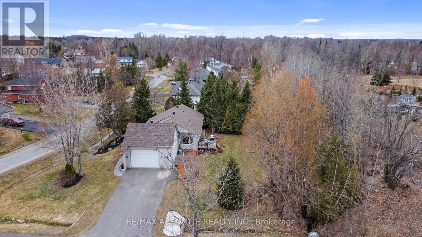 Property at 1601 SHAUNA CRESCENT image 4
