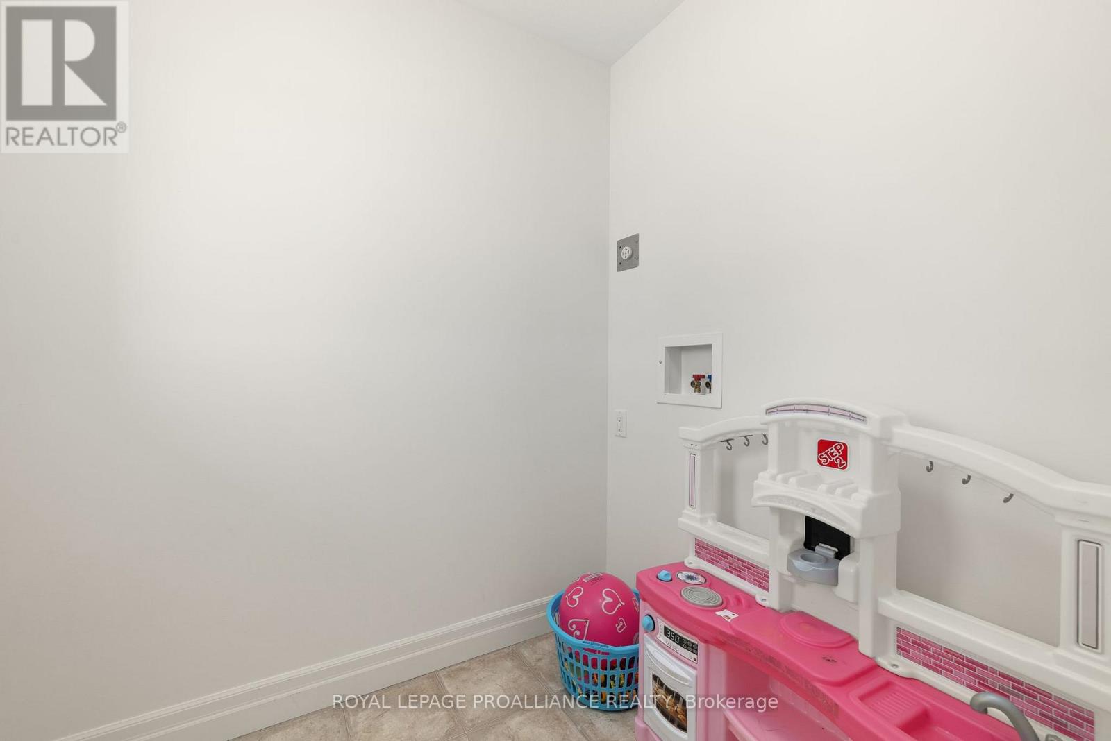 49 Tessa Boulevard, Belleville, Ontario  K8N 0B4 - Photo 36 - X11980254