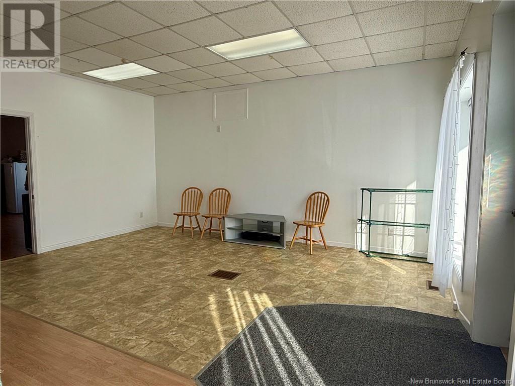 354-356 Broadway Boulevard, Grand-Sault/grand Falls, New Brunswick  E3Z 2K4 - Photo 6 - NB112467