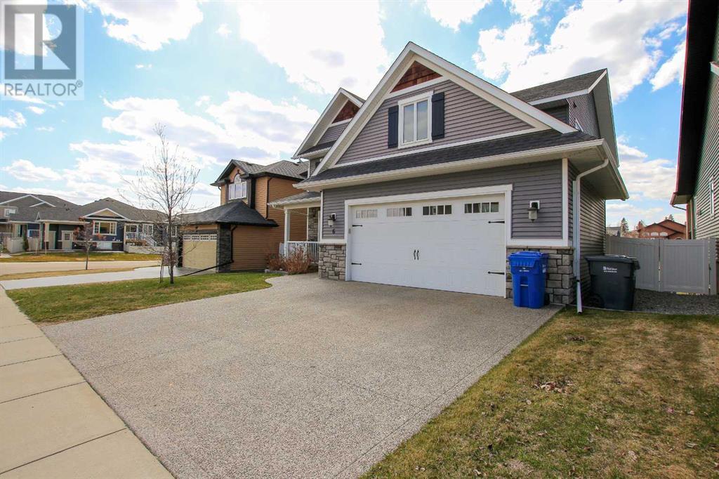 Property at 6 Grove Close image 2