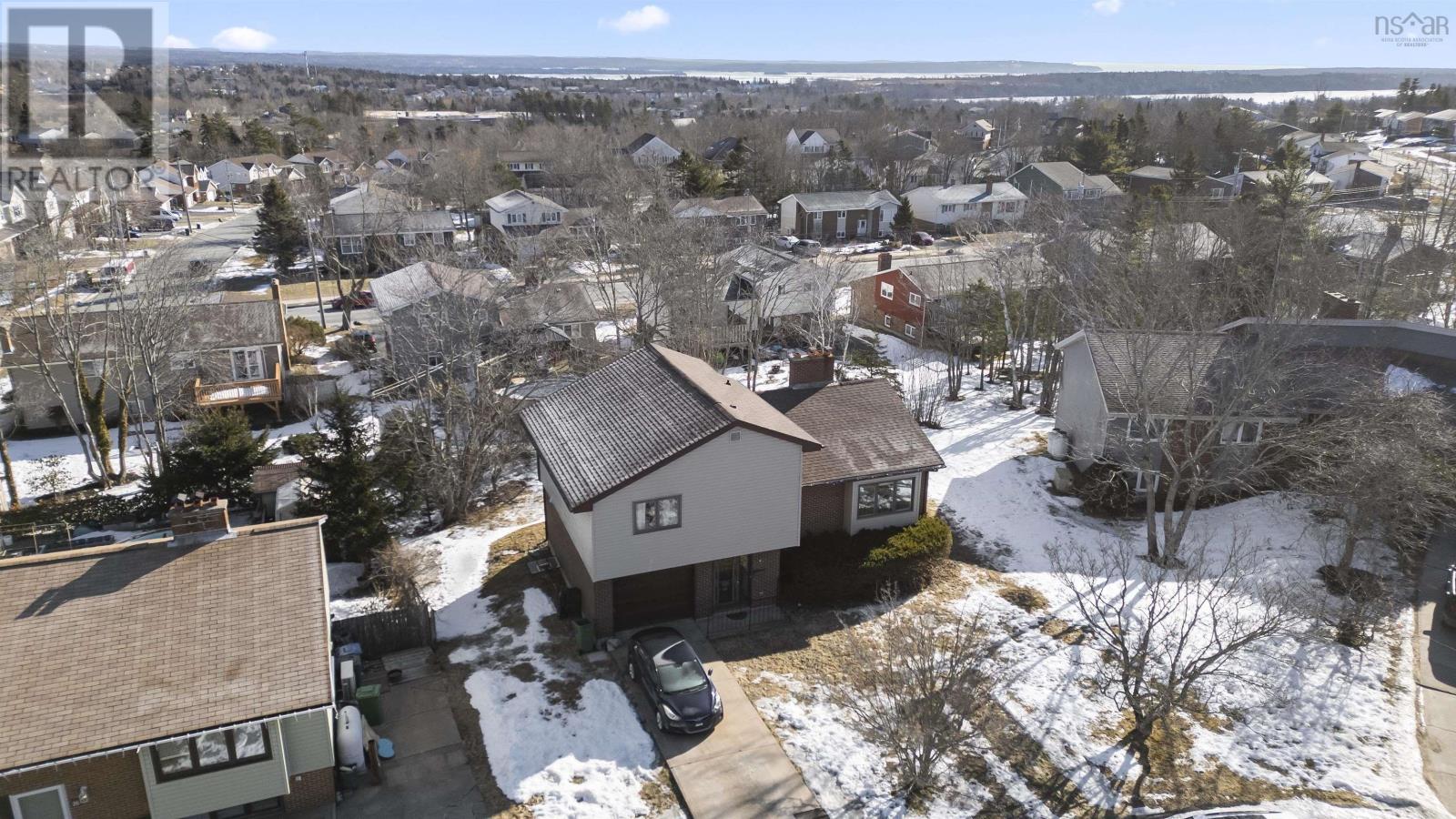 Property at 32 Delwood Pl image 1