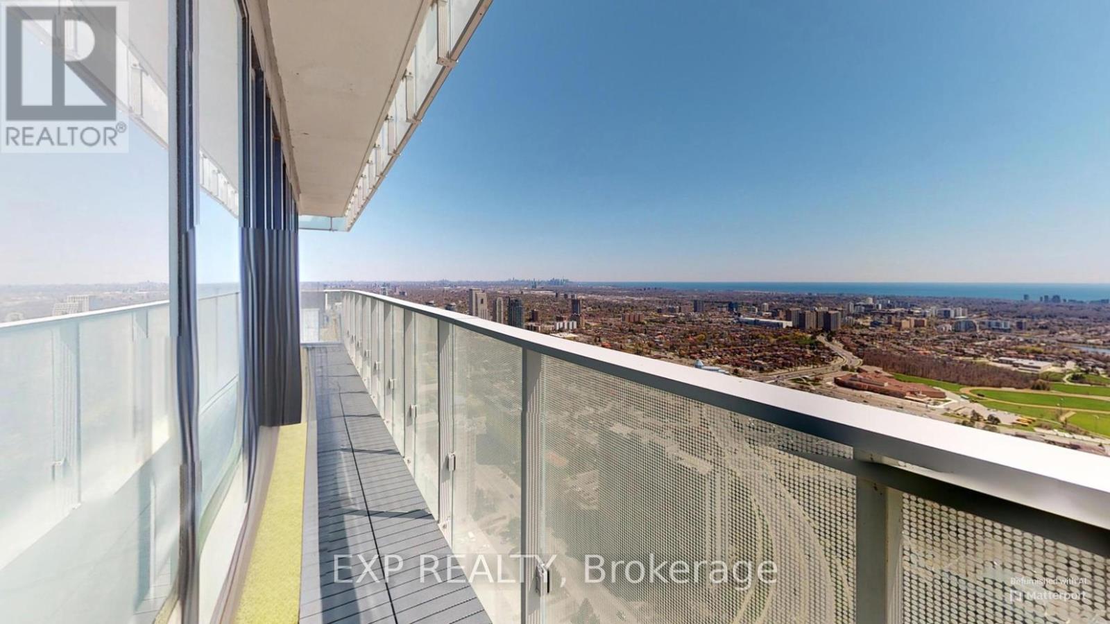 4703 - 3900 Confederation Parkway, Mississauga, Ontario  L5B 0M3 - Photo 4 - W12109457