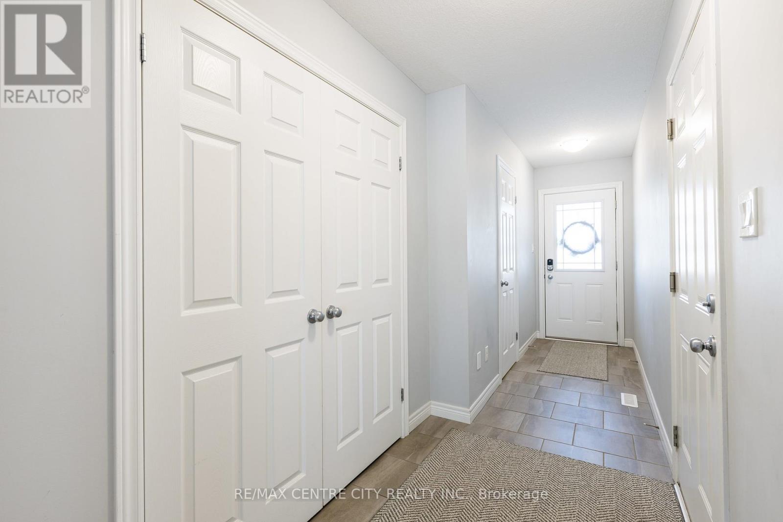 Property at 65 - 1220 RIVERBEND ROAD image 5