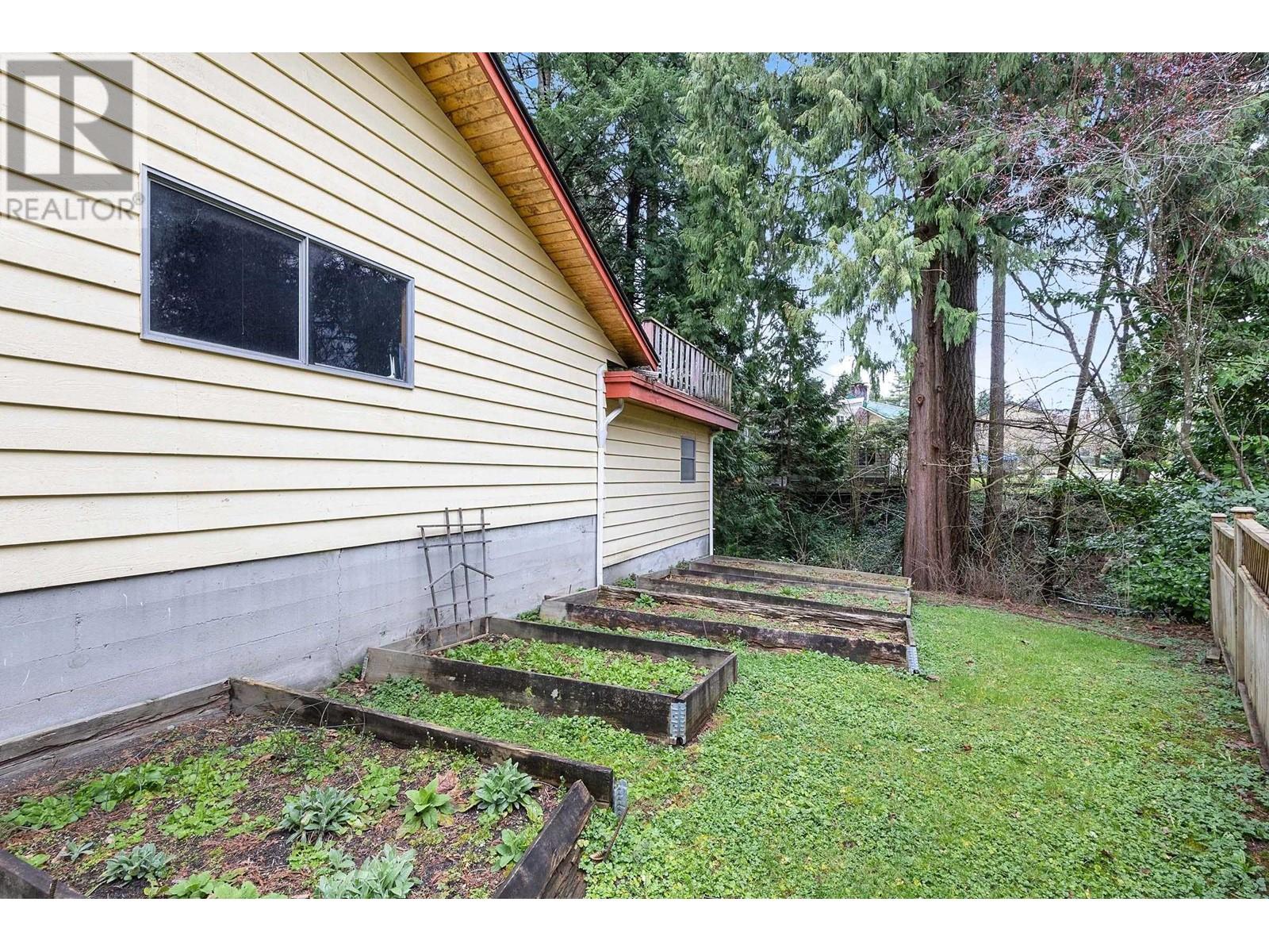 1941 Jasper Court, Coquitlam, British Columbia  V3J 2B4 - Photo 29 - R2995141