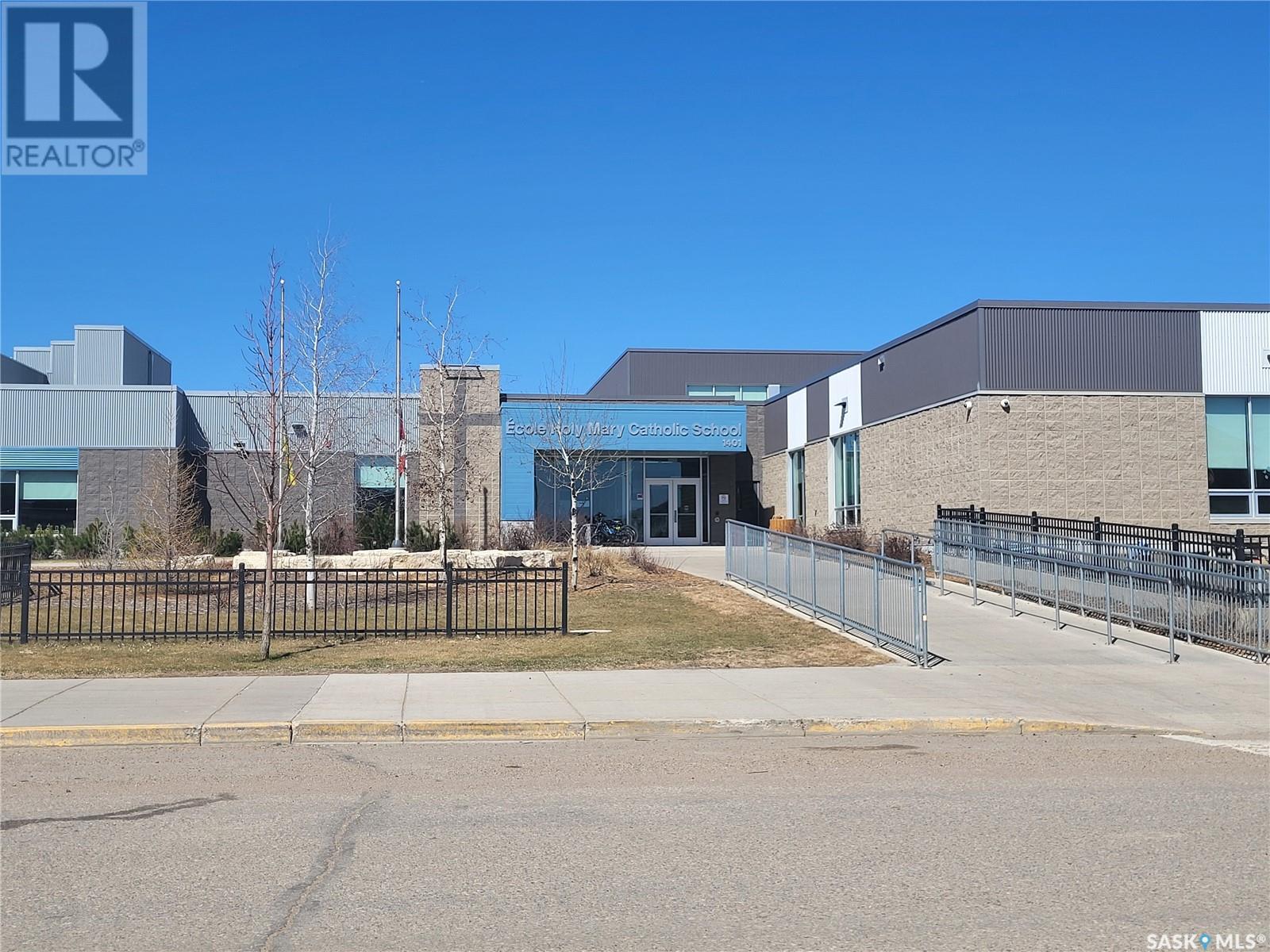 1048 3rd Street N, Martensville, Saskatchewan  S0K 2T1 - Photo 9 - SK996952