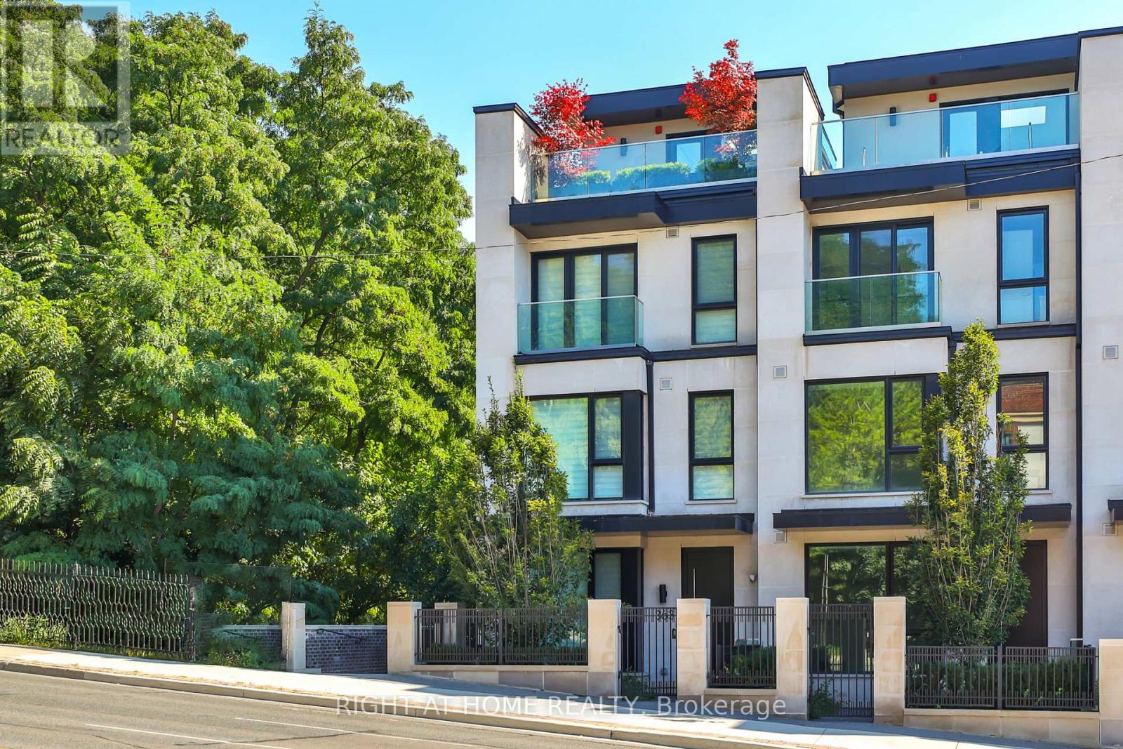 Property at 363 AVENUE ROAD image 1