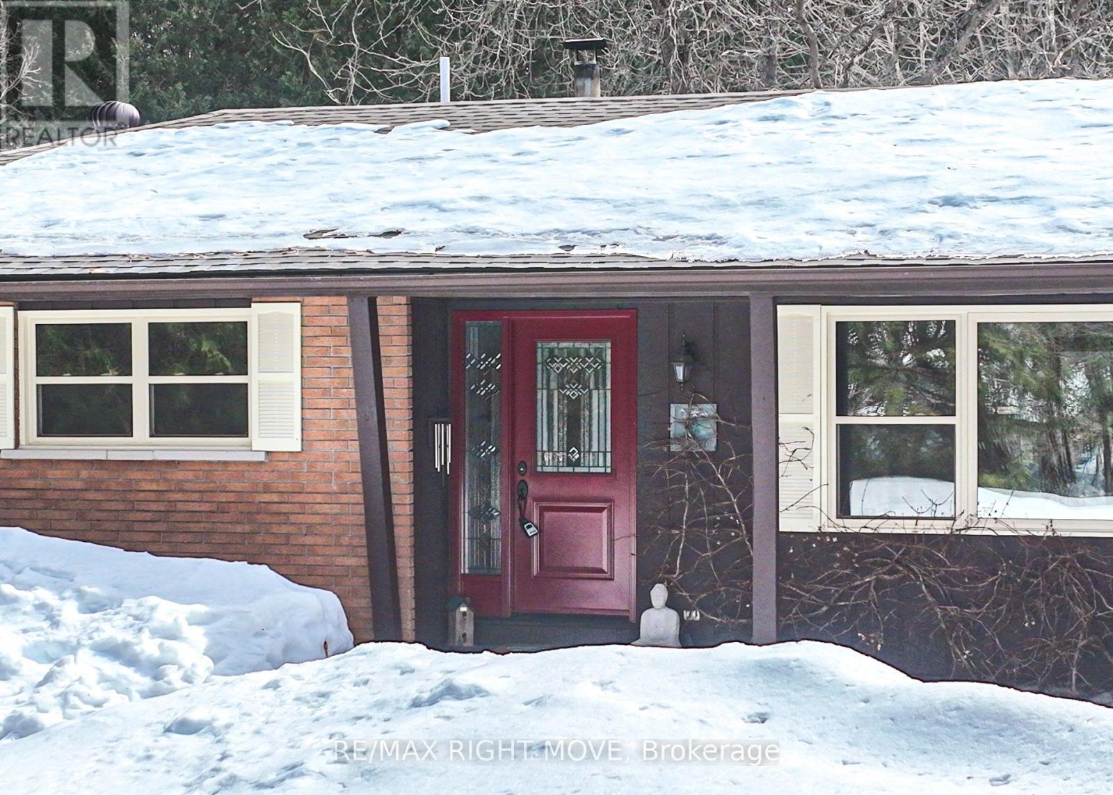 1613 Mt. St. Louis Road E, Oro-Medonte, Ontario  L0K 1E0 - Photo 9 - S12109506