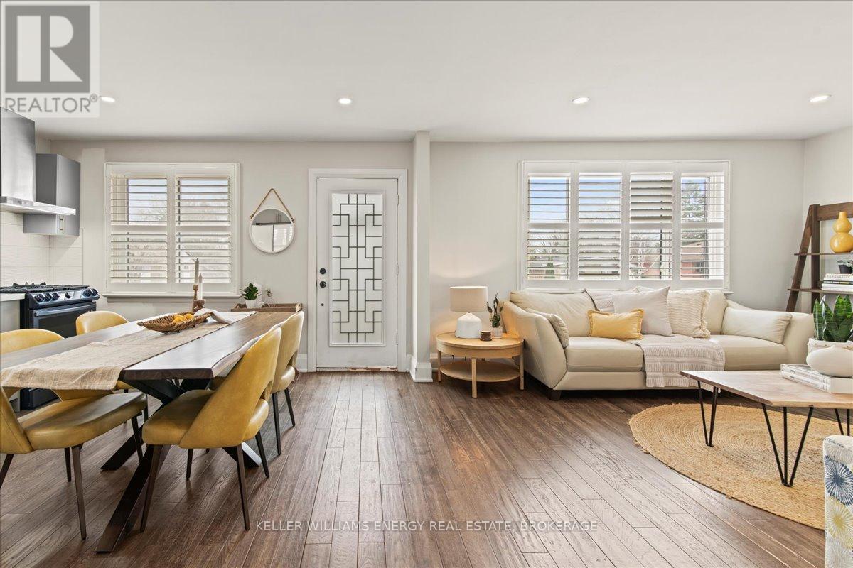 Property at 913 CENTRE STREET N image 5