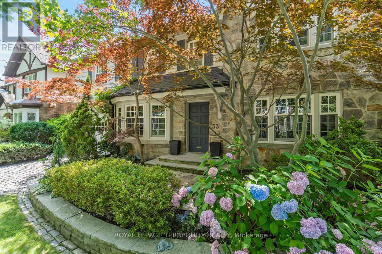 Property at 33 QUEEN MARYS DRIVE image 3