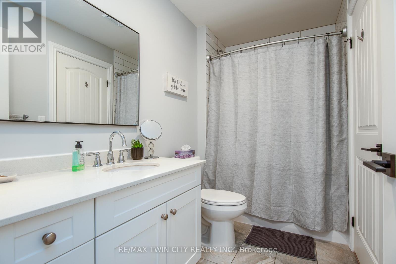 #b104 - 112 Union Street E, Waterloo, Ontario  N2J 1C5 - Photo 26 - X12109461