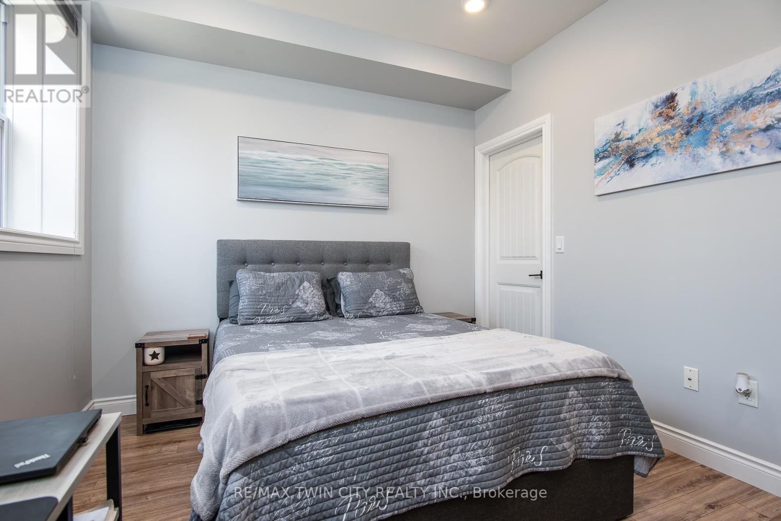 #b104 - 112 Union Street E, Waterloo, Ontario  N2J 1C5 - Photo 29 - X12109461