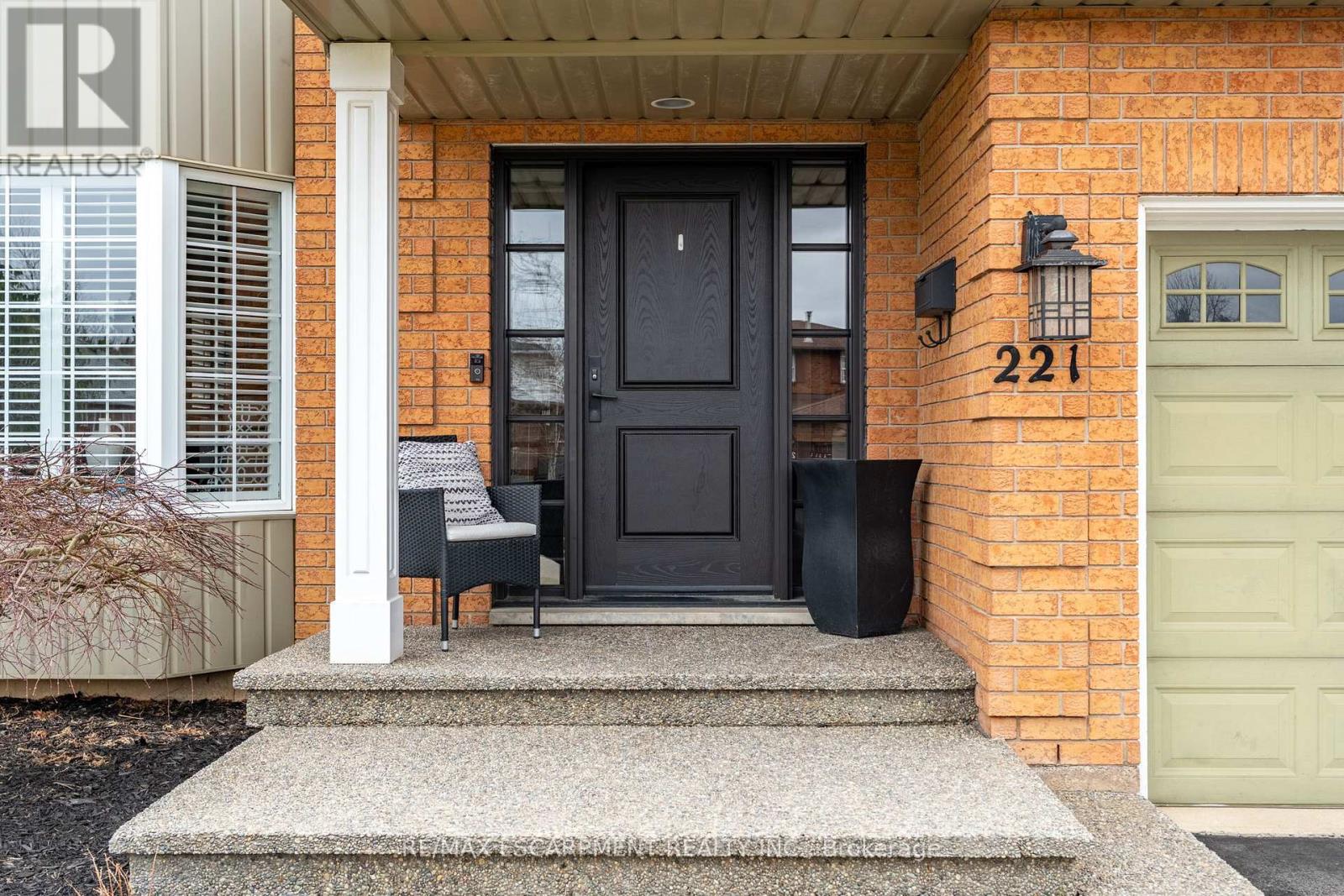 Property at 221 HOMEBROOK DRIVE image 2