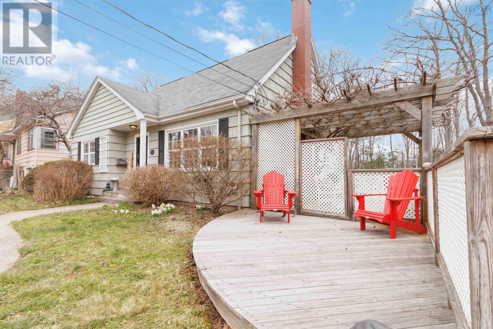 Property at 28 Fleming Drive image 4