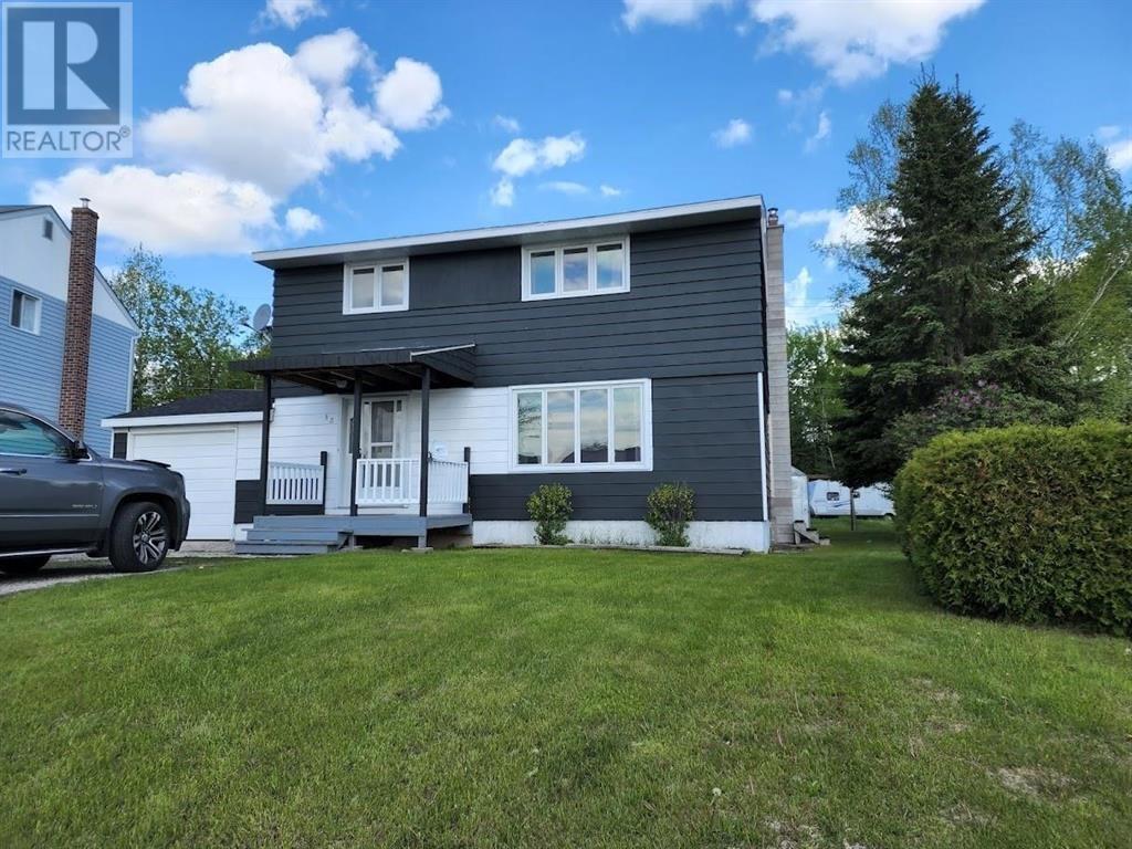 32 Mona Dr, Manitouwadge, Ontario  P0T 2C0 - Photo 1 - TB250889
