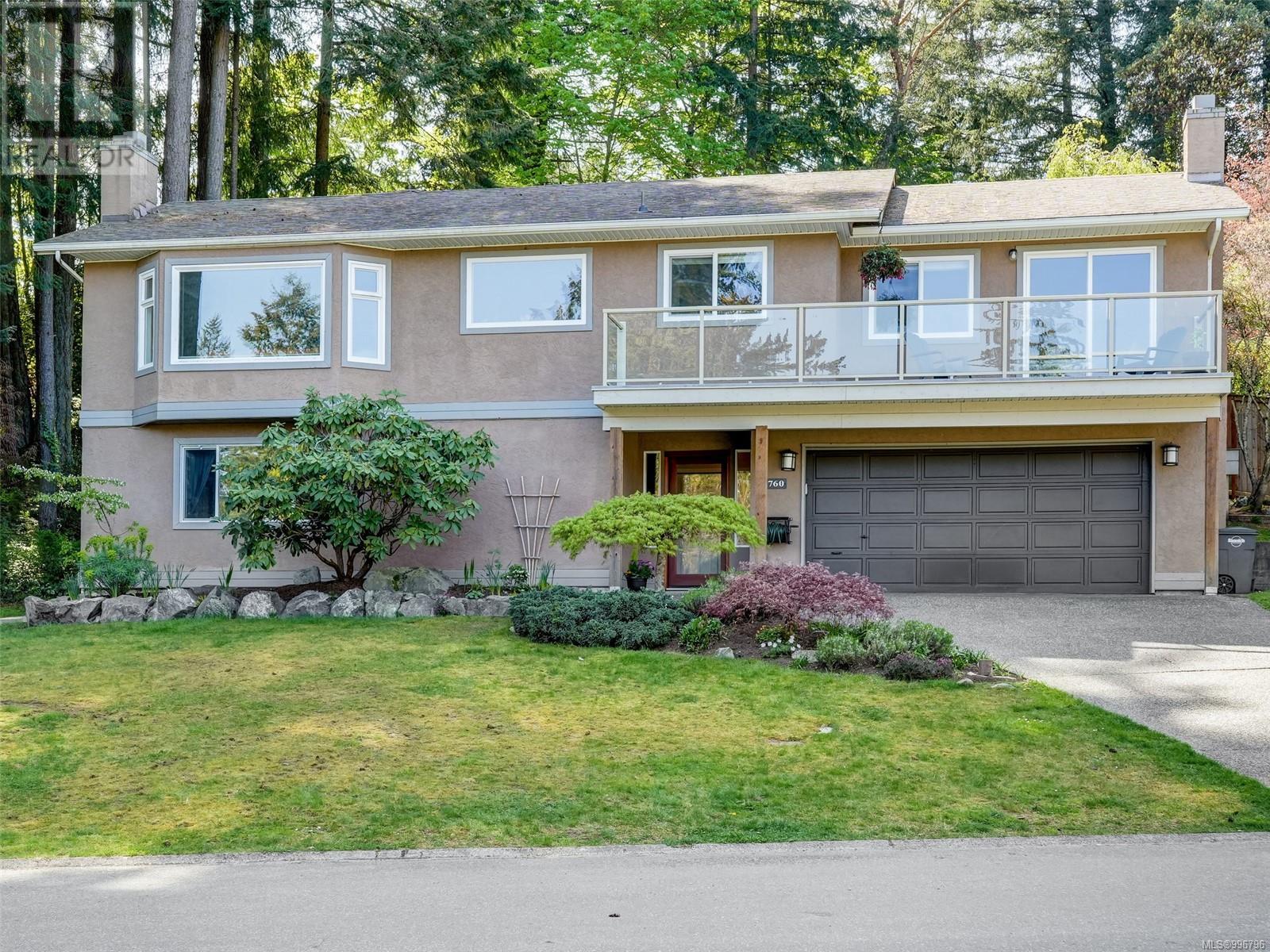 Property at 760 Menawood Pl image 1