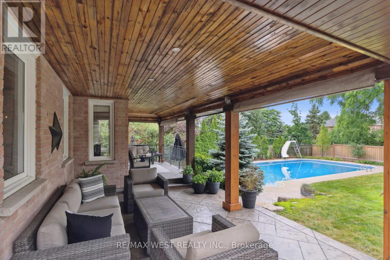 18 Harrowsmith Place, Richmond Hill, Ontario  L4E 2J9 - Photo 29 - N12109527