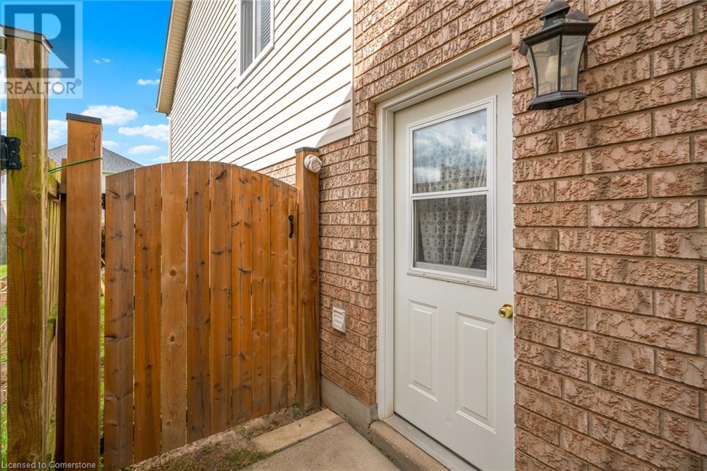 Property at 8503 GREENFIELD Crescent image 4